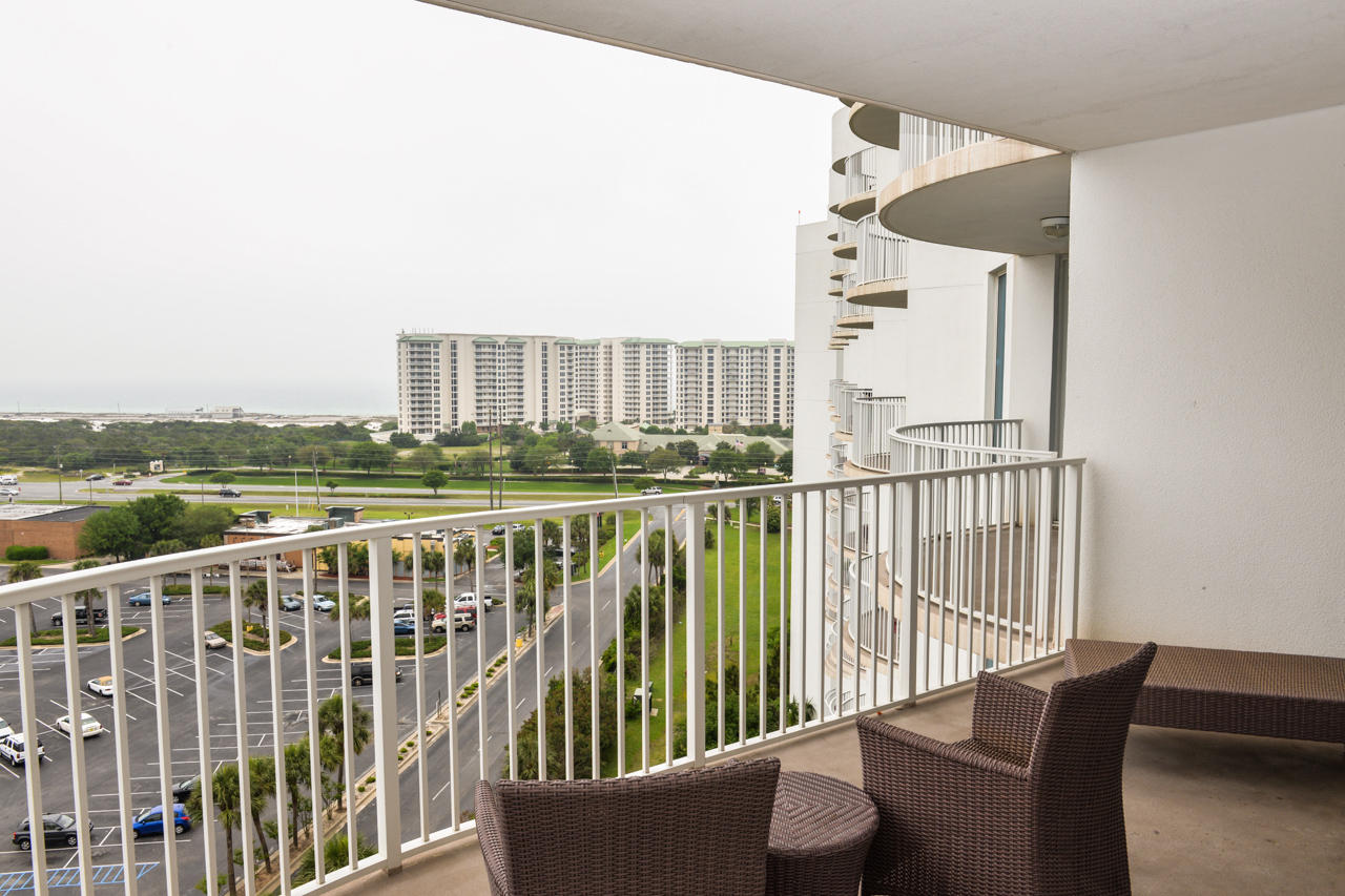 THE PALMS OF DESTIN - Residential