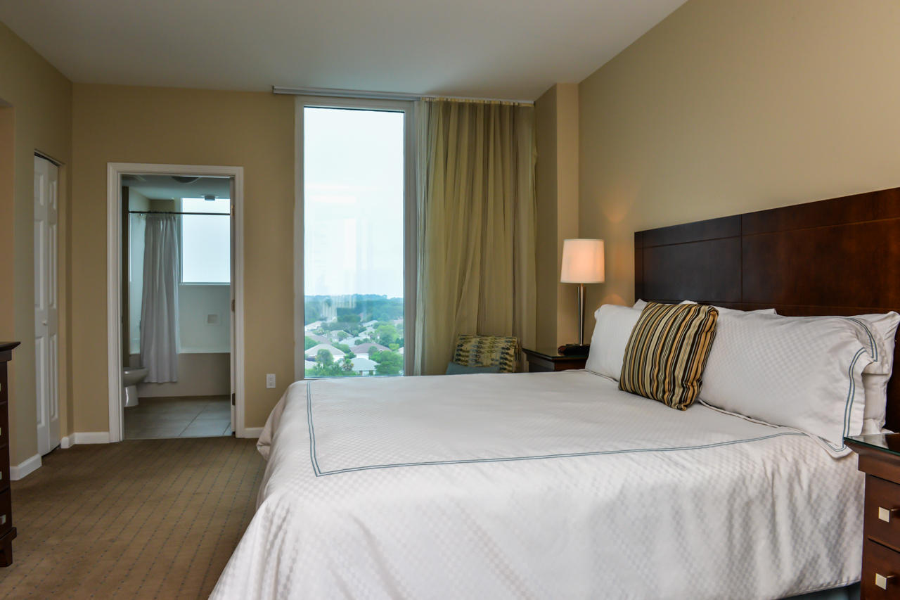 THE PALMS OF DESTIN - Residential