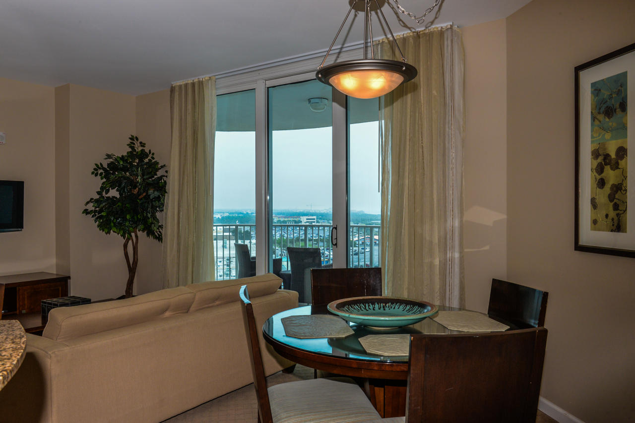 THE PALMS OF DESTIN - Residential