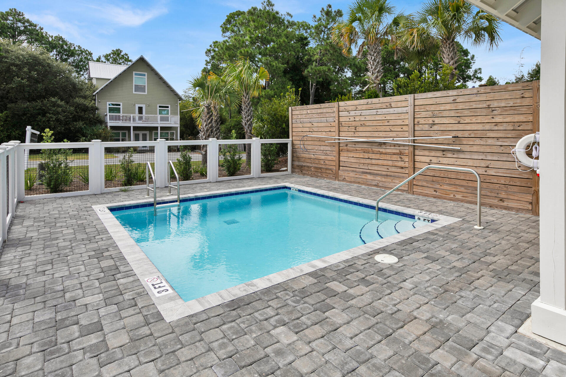 Blue Gulf Townhomes - Residential Lease