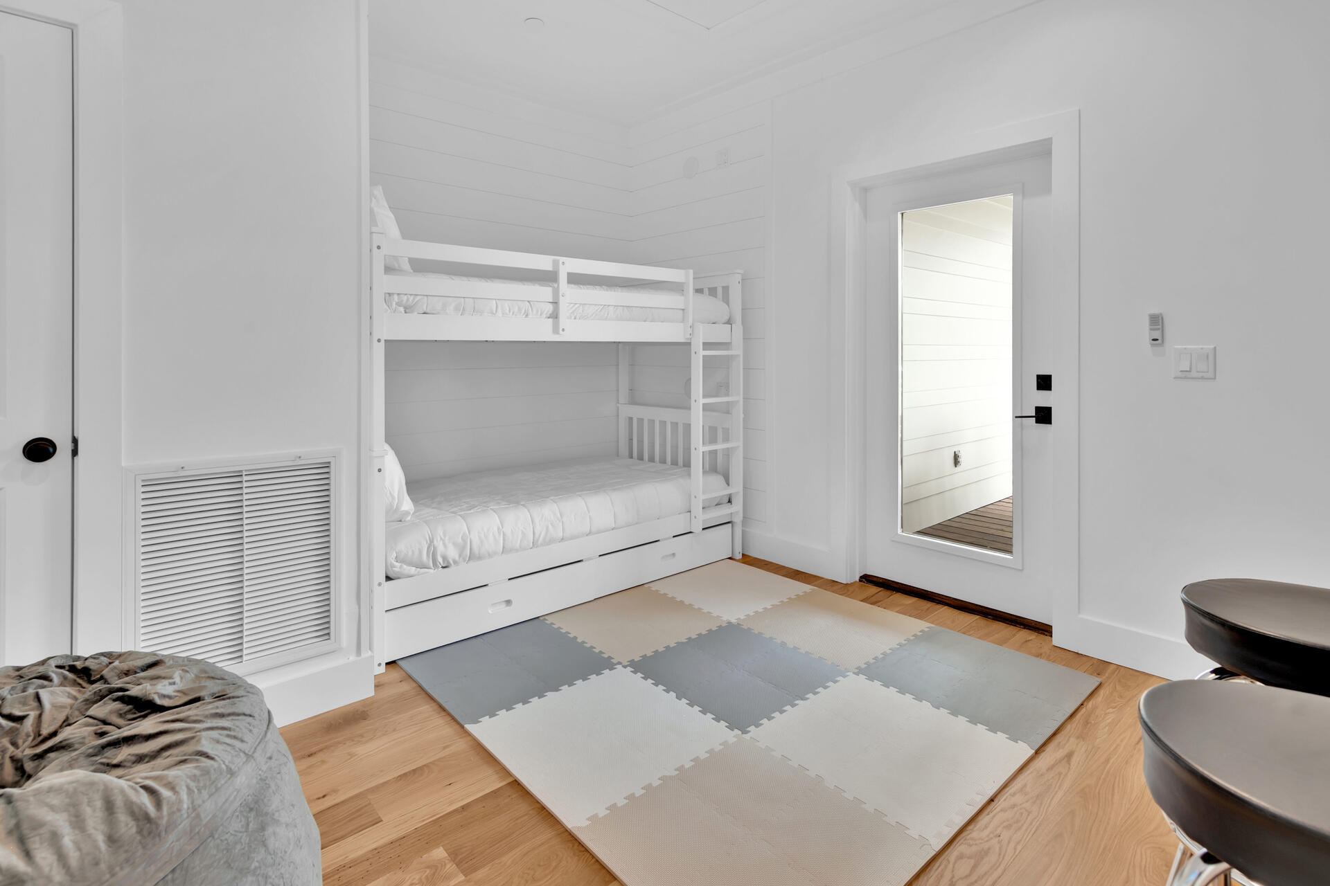 Blue Gulf Townhomes - Residential Lease