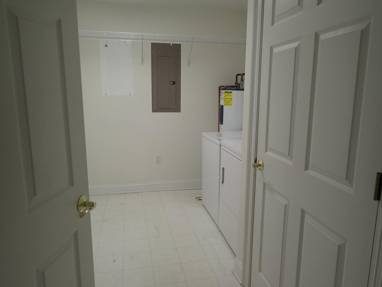 MARINA BAY CONDO - Residential