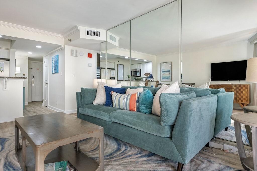 BEACHSIDE TWO - Residential