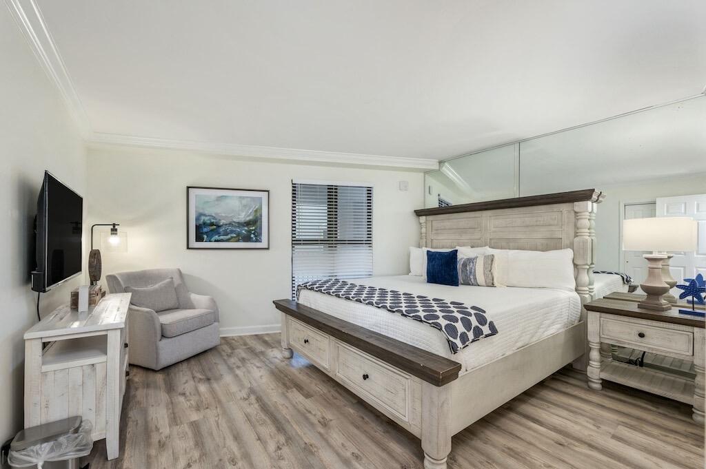 BEACHSIDE TWO - Residential