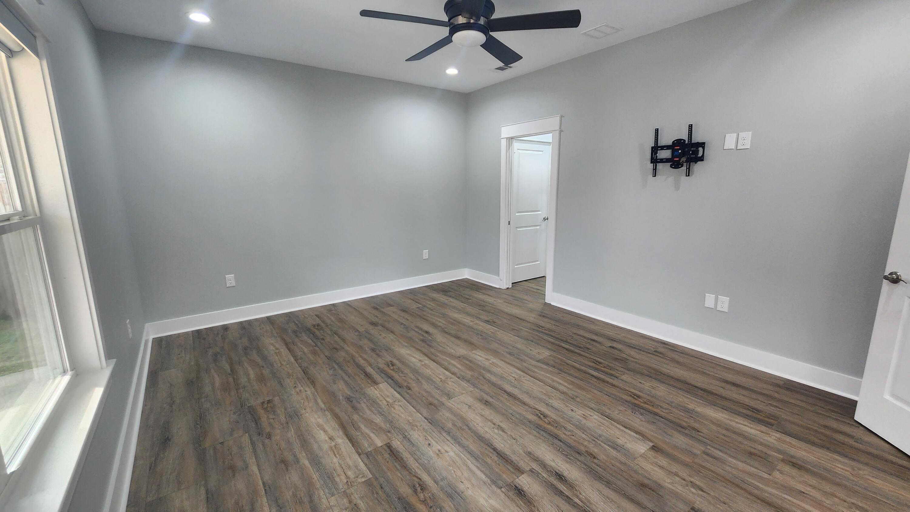 TIMBER CREEK ESTATES - Residential Lease