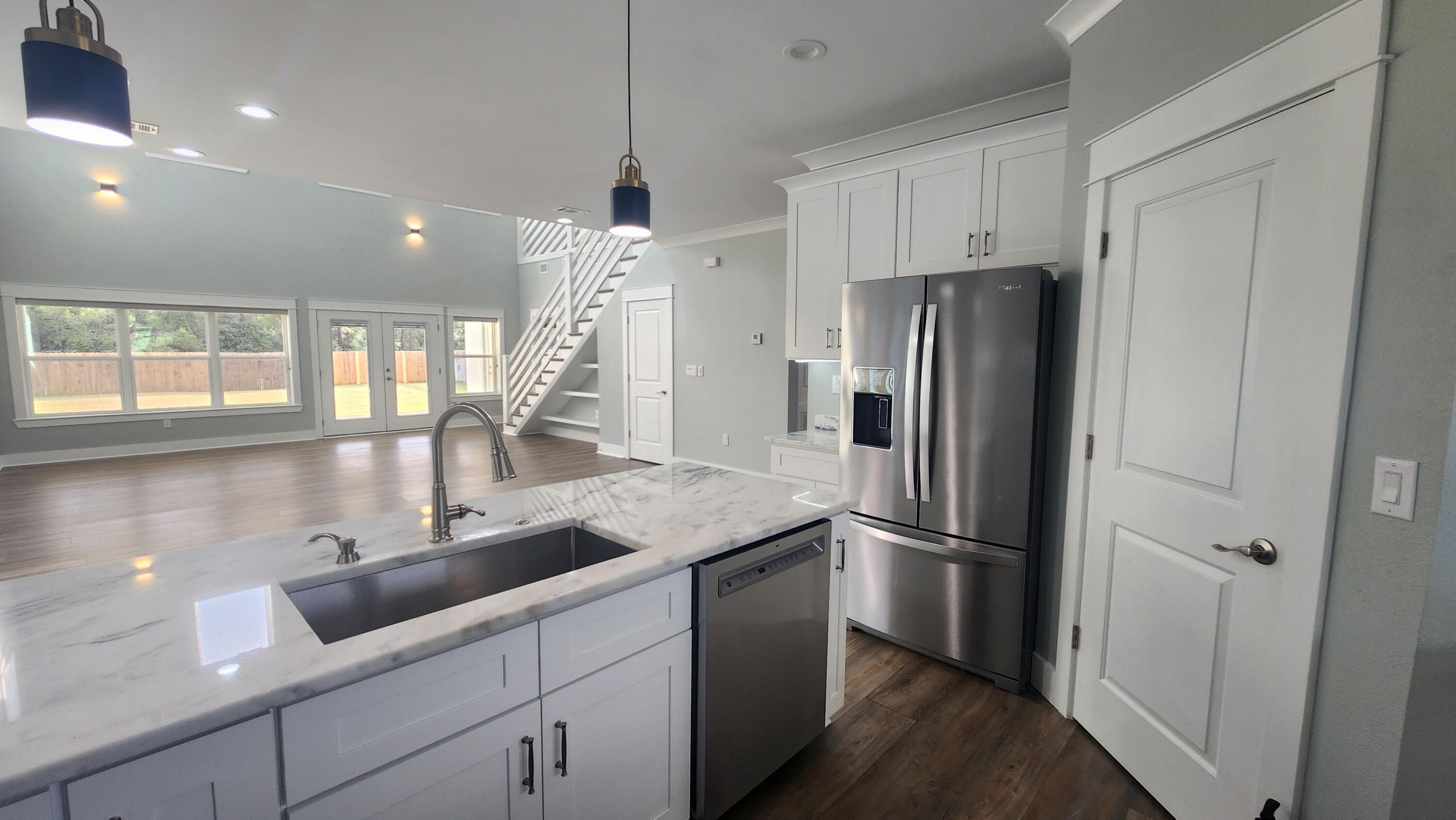 TIMBER CREEK ESTATES - Residential Lease