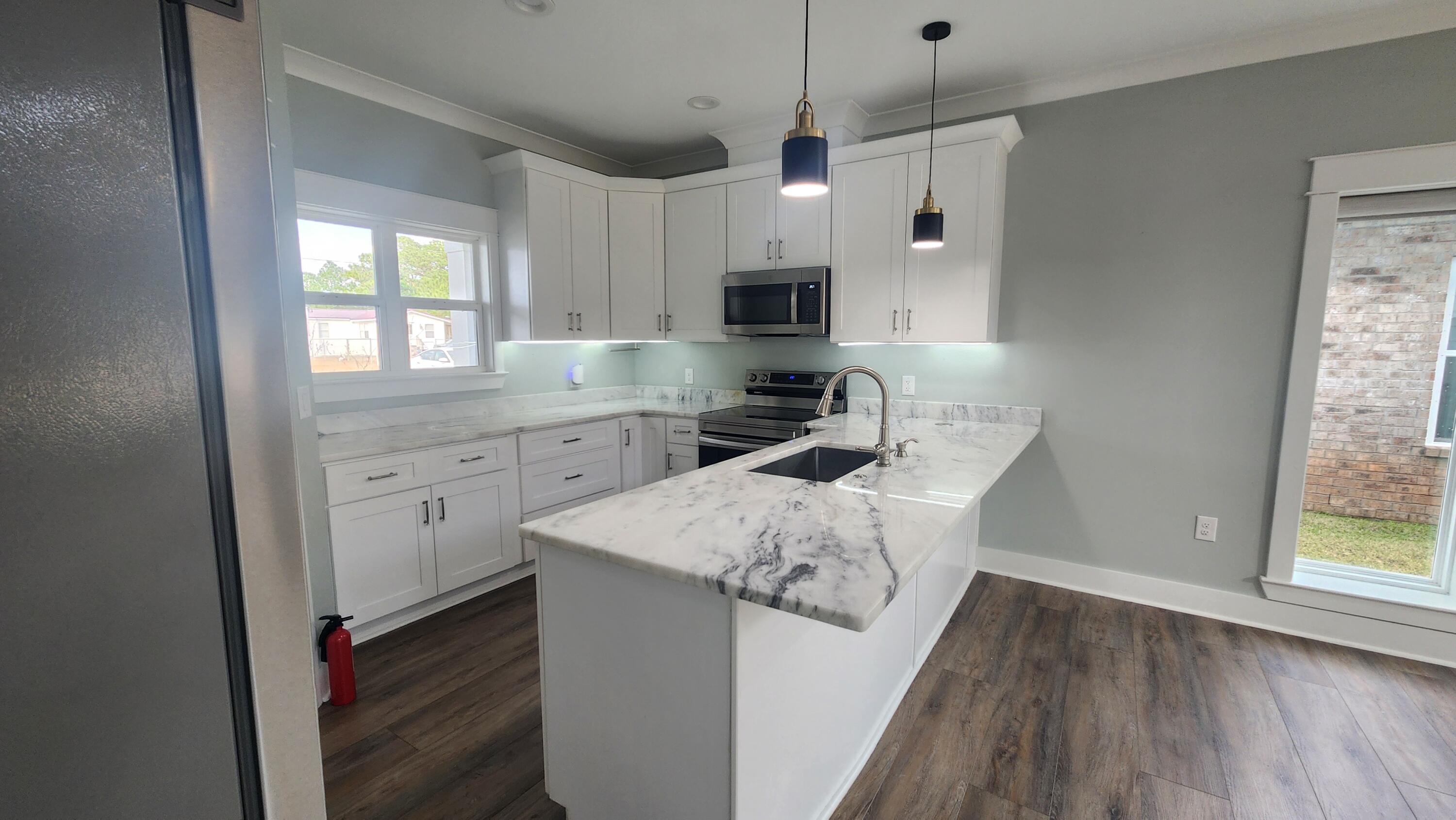 TIMBER CREEK ESTATES - Residential Lease