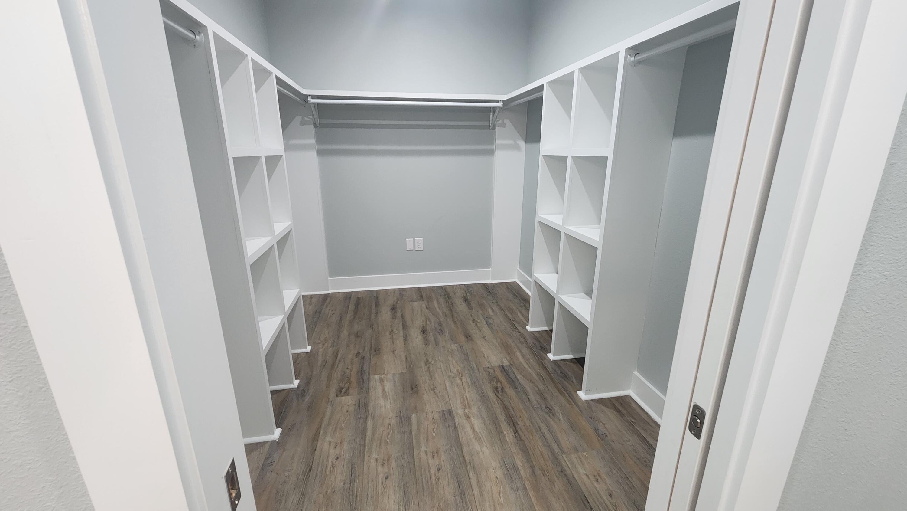 TIMBER CREEK ESTATES - Residential Lease