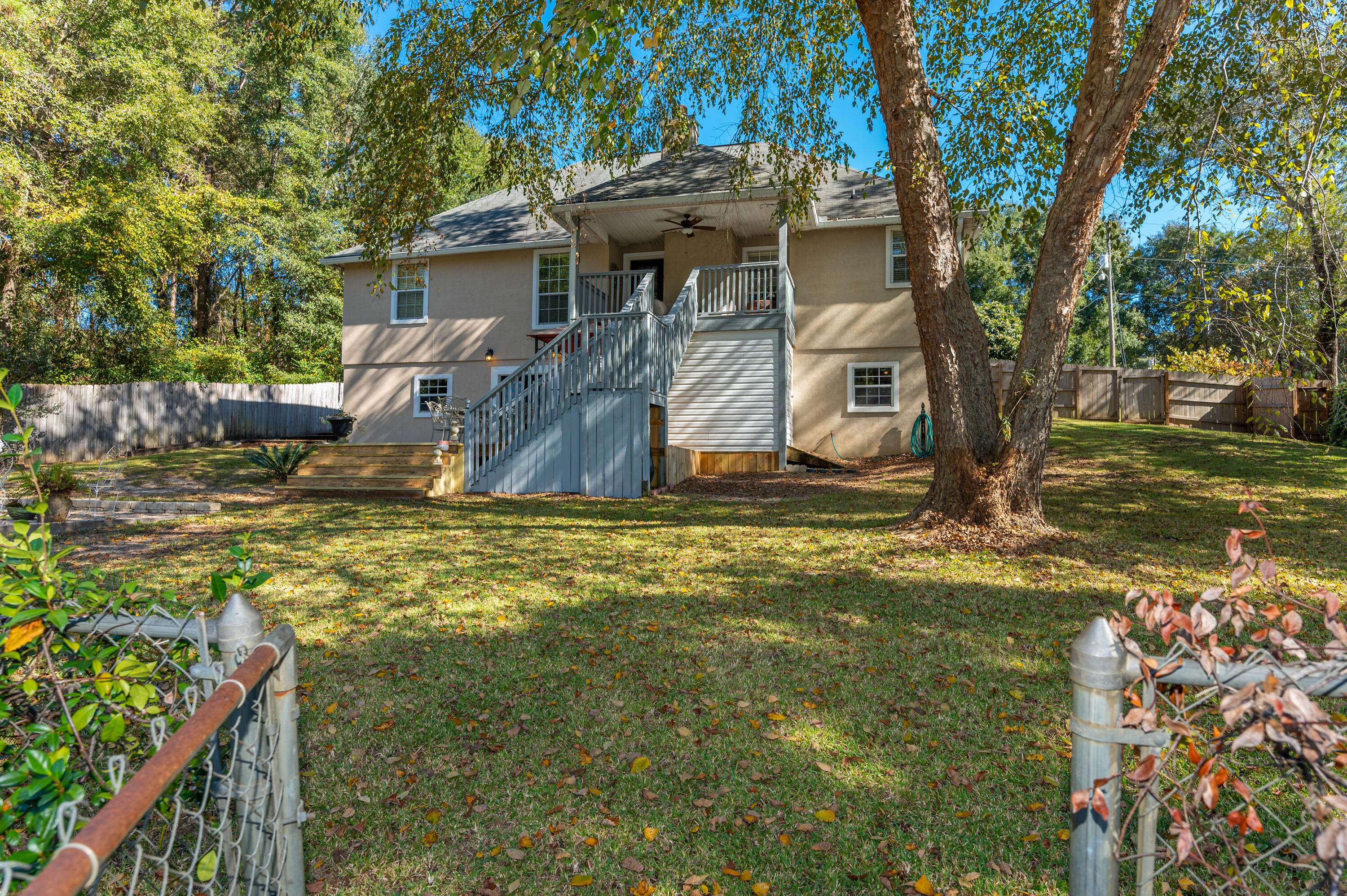 HUNTER WOODS - Residential