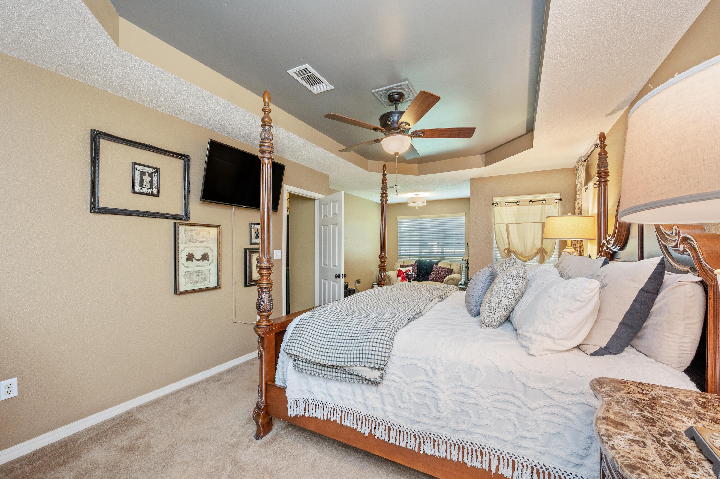 HUNTER WOODS - Residential