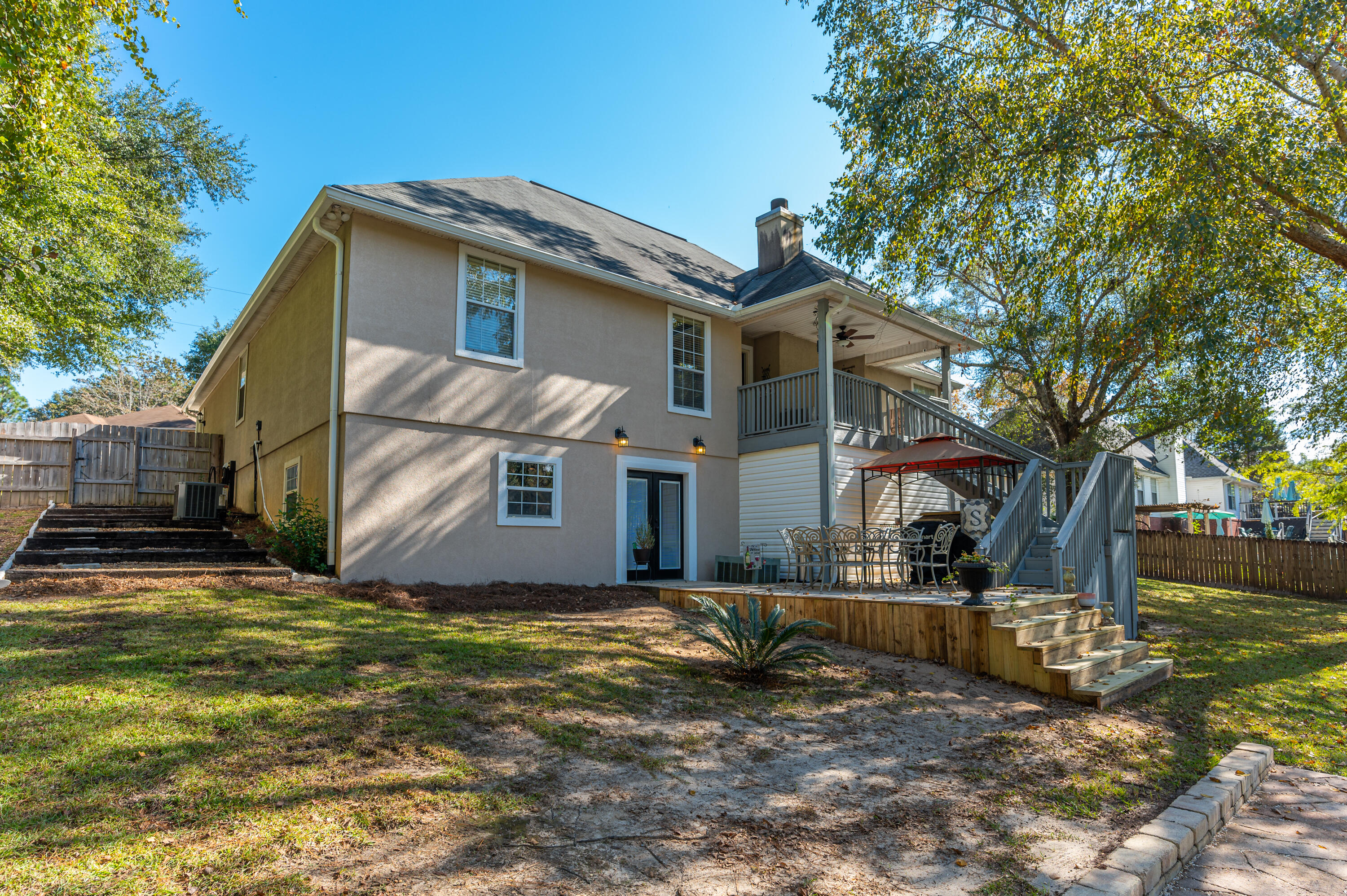 HUNTER WOODS - Residential