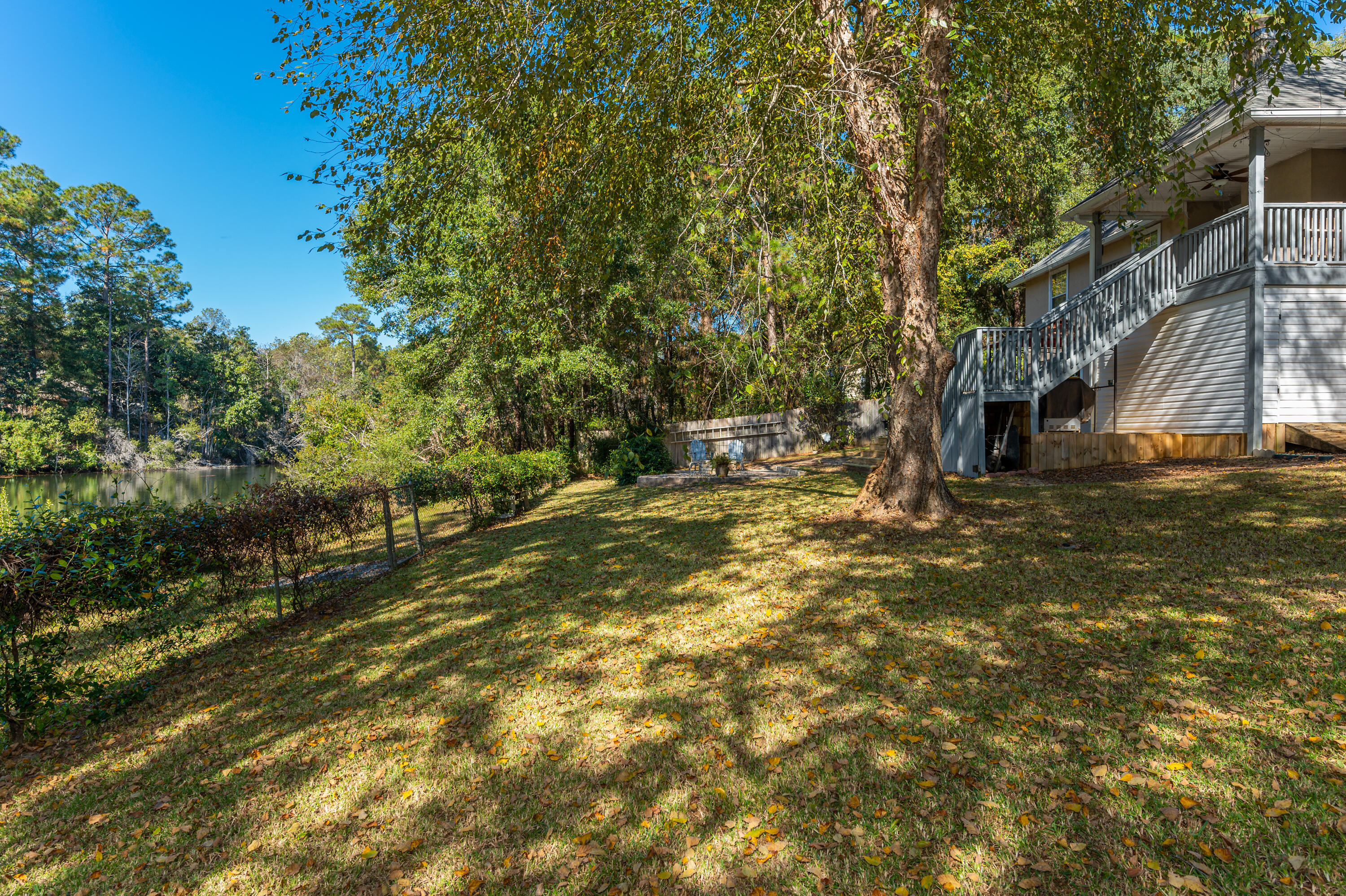 HUNTER WOODS - Residential