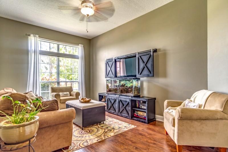 SILVER SPRINGS EST - Residential