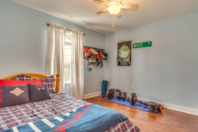 SILVER SPRINGS EST - Residential