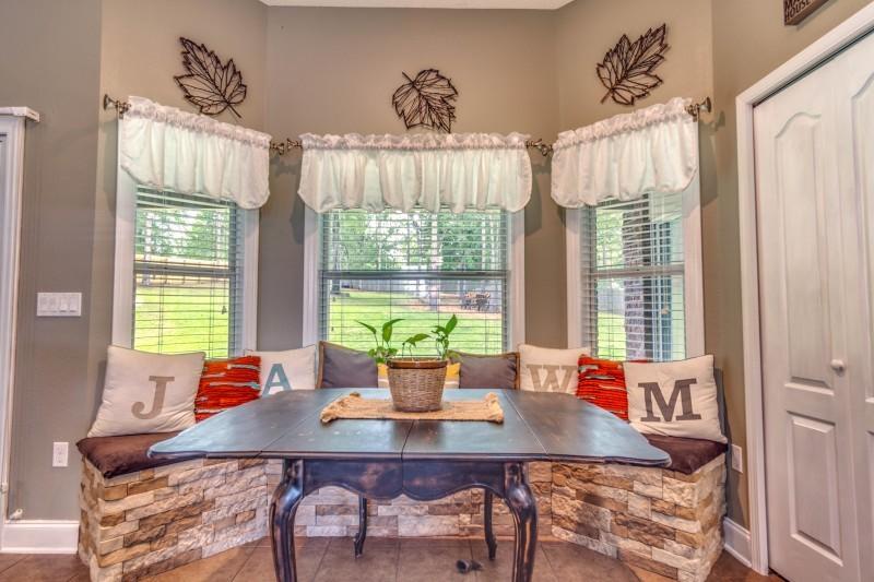 SILVER SPRINGS EST - Residential