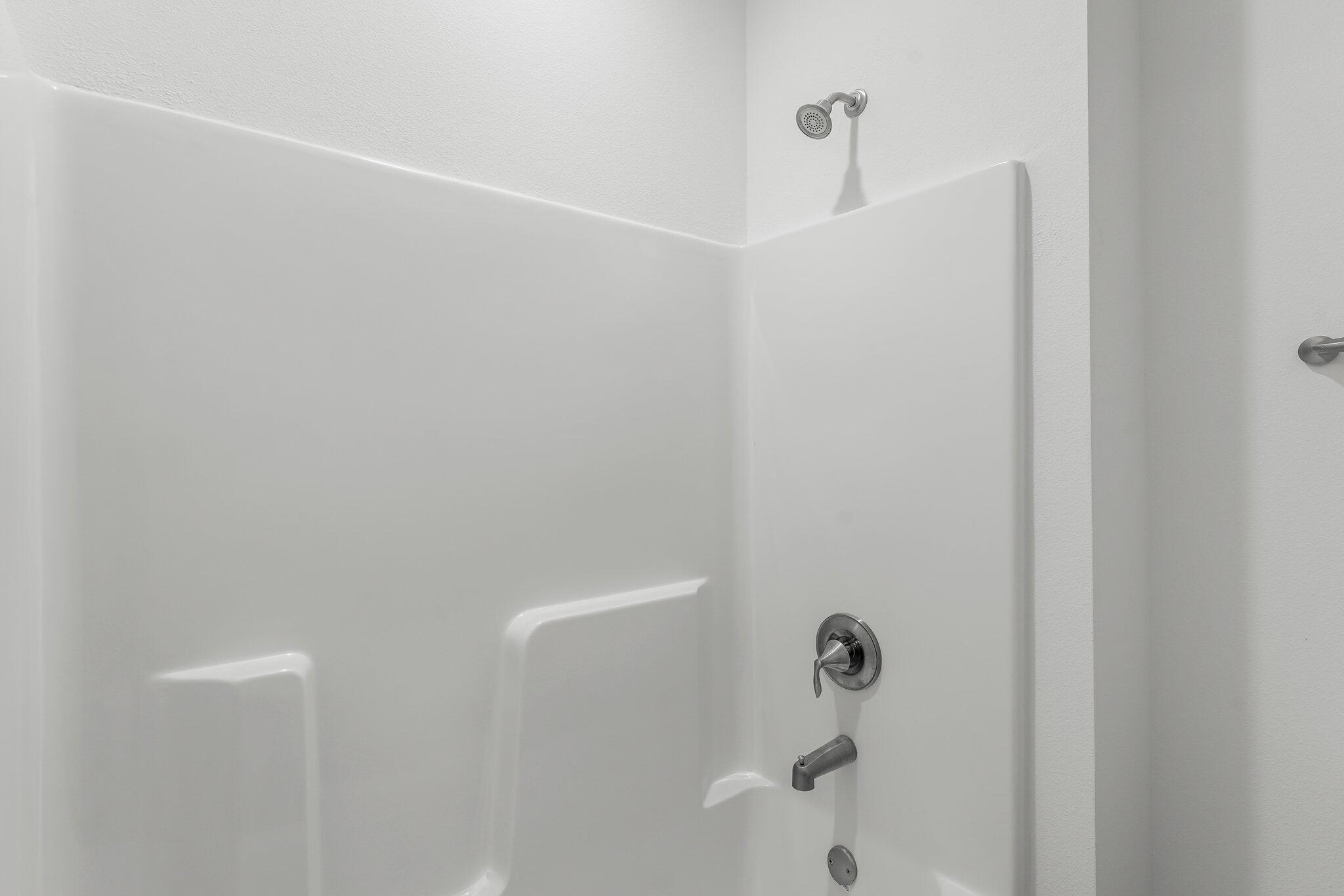 MARINA VILLAGE - Residential Lease