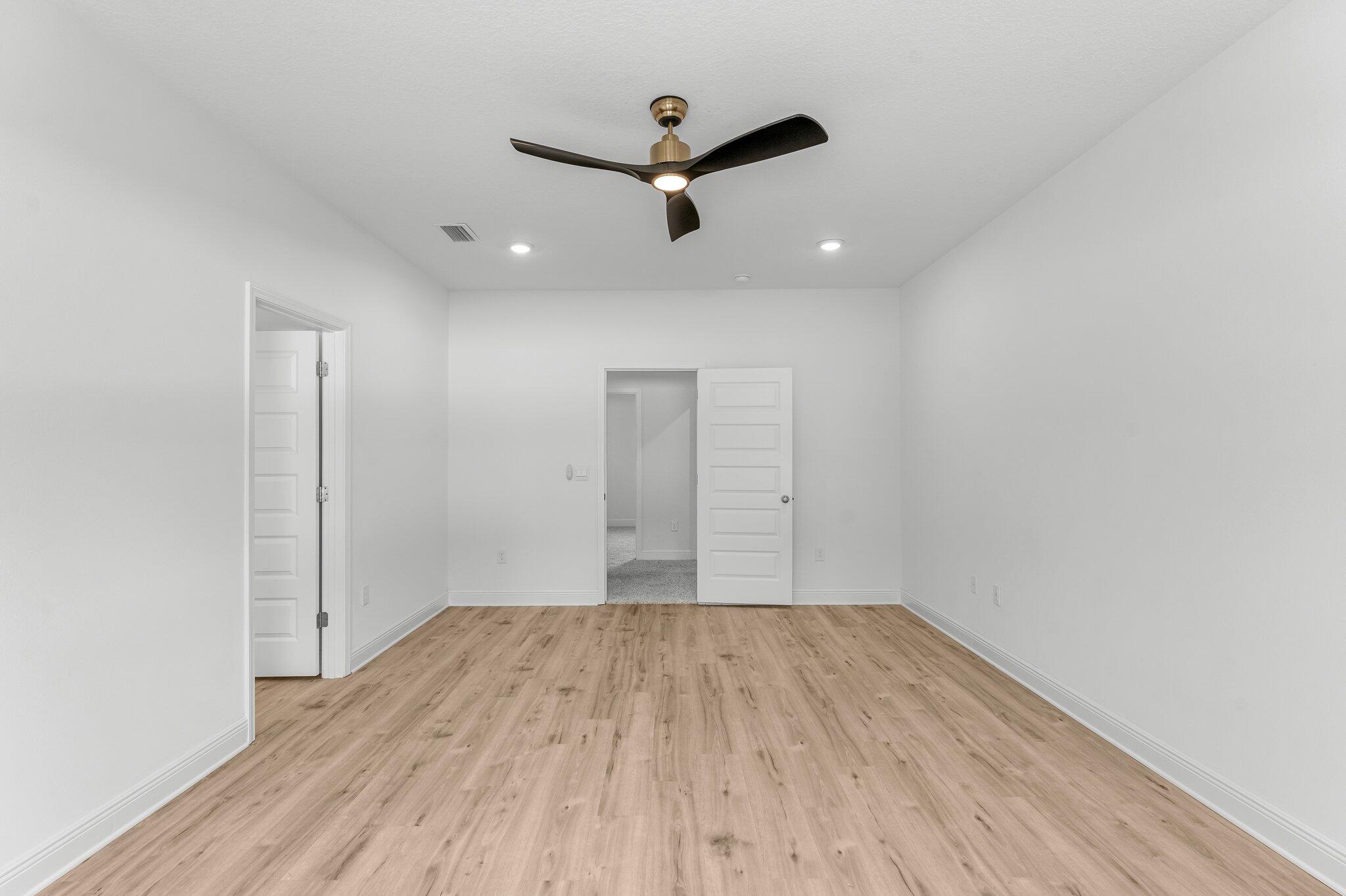 MARINA VILLAGE - Residential Lease