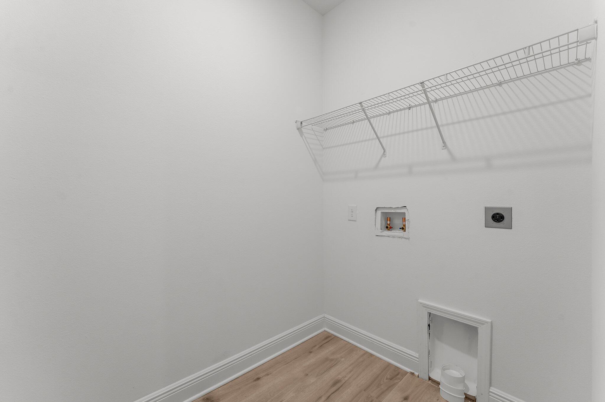 MARINA VILLAGE - Residential Lease