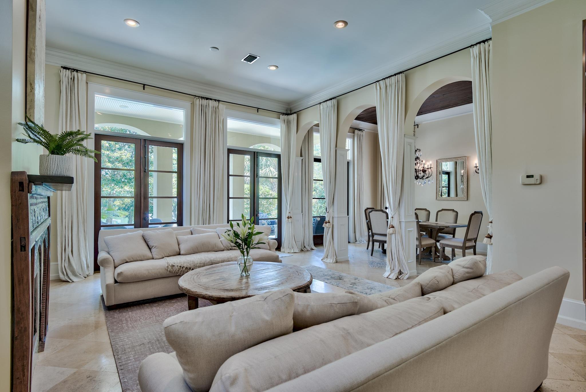RESUB OF KELLYS ADD TO DESTIN - Residential