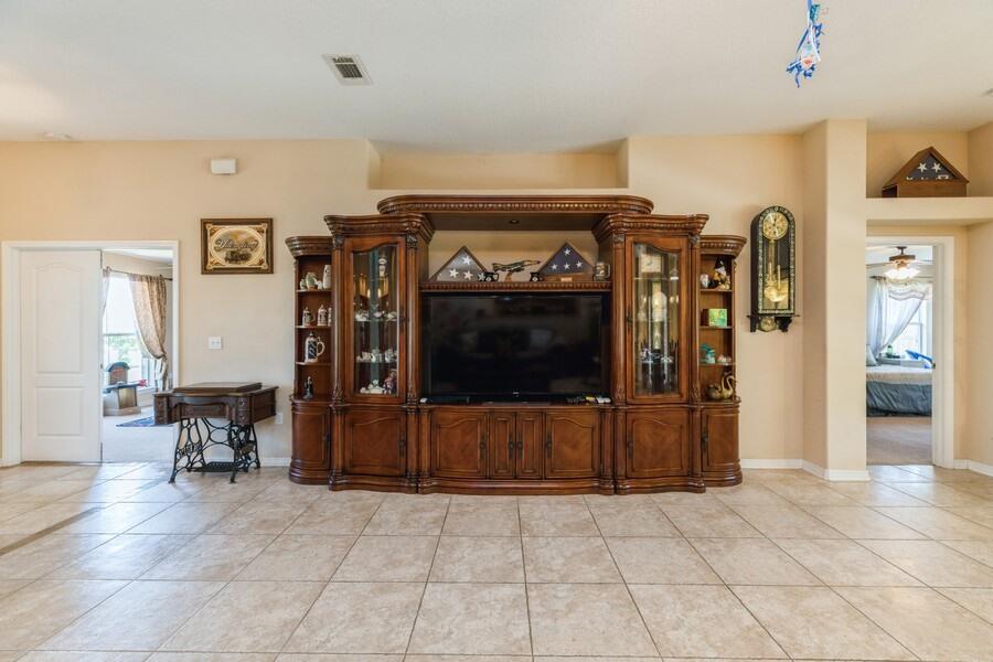 SKY RIDGE ESTATES 1ST ADD - Residential