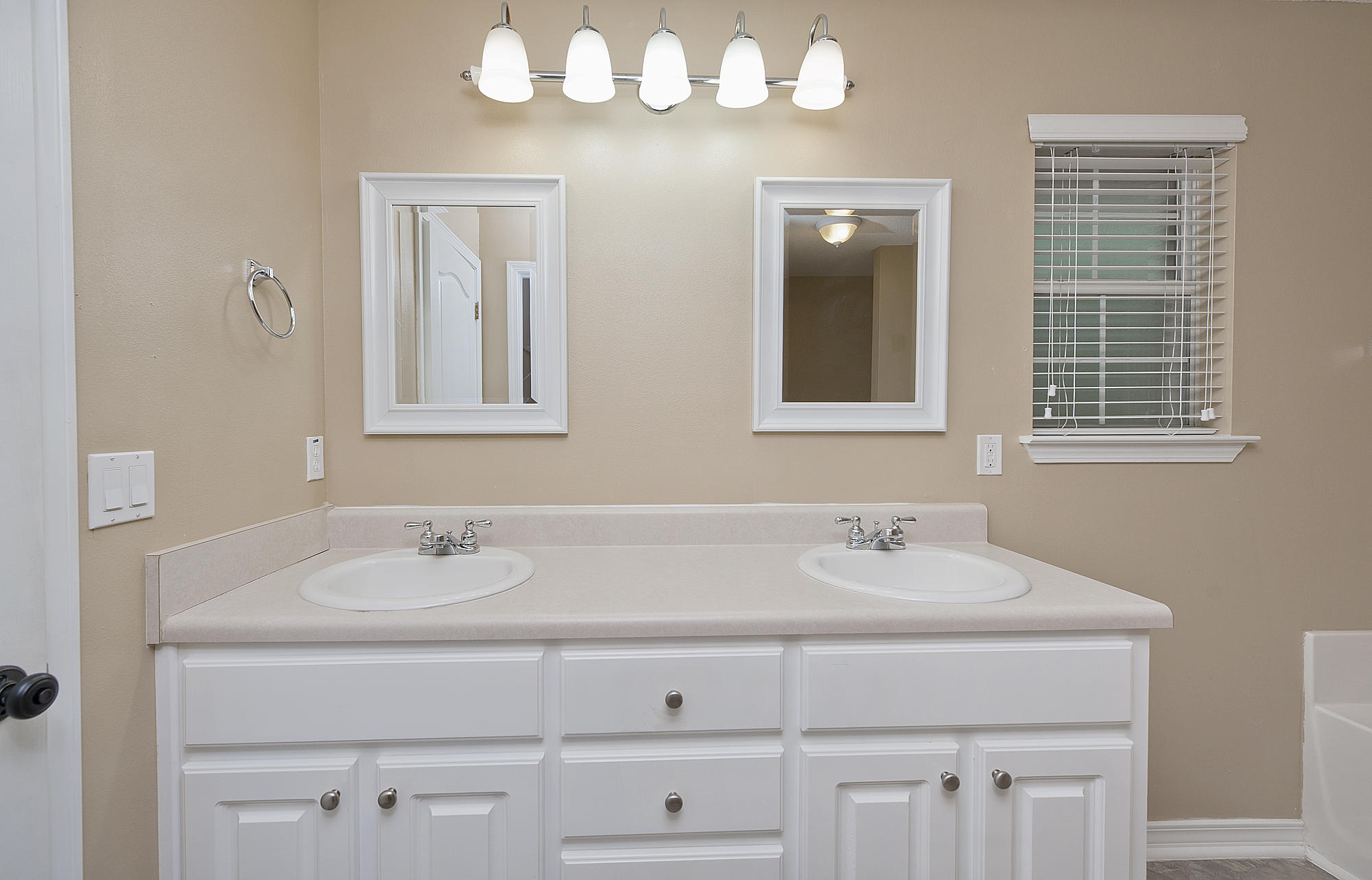 Holly By The Sea - Residential