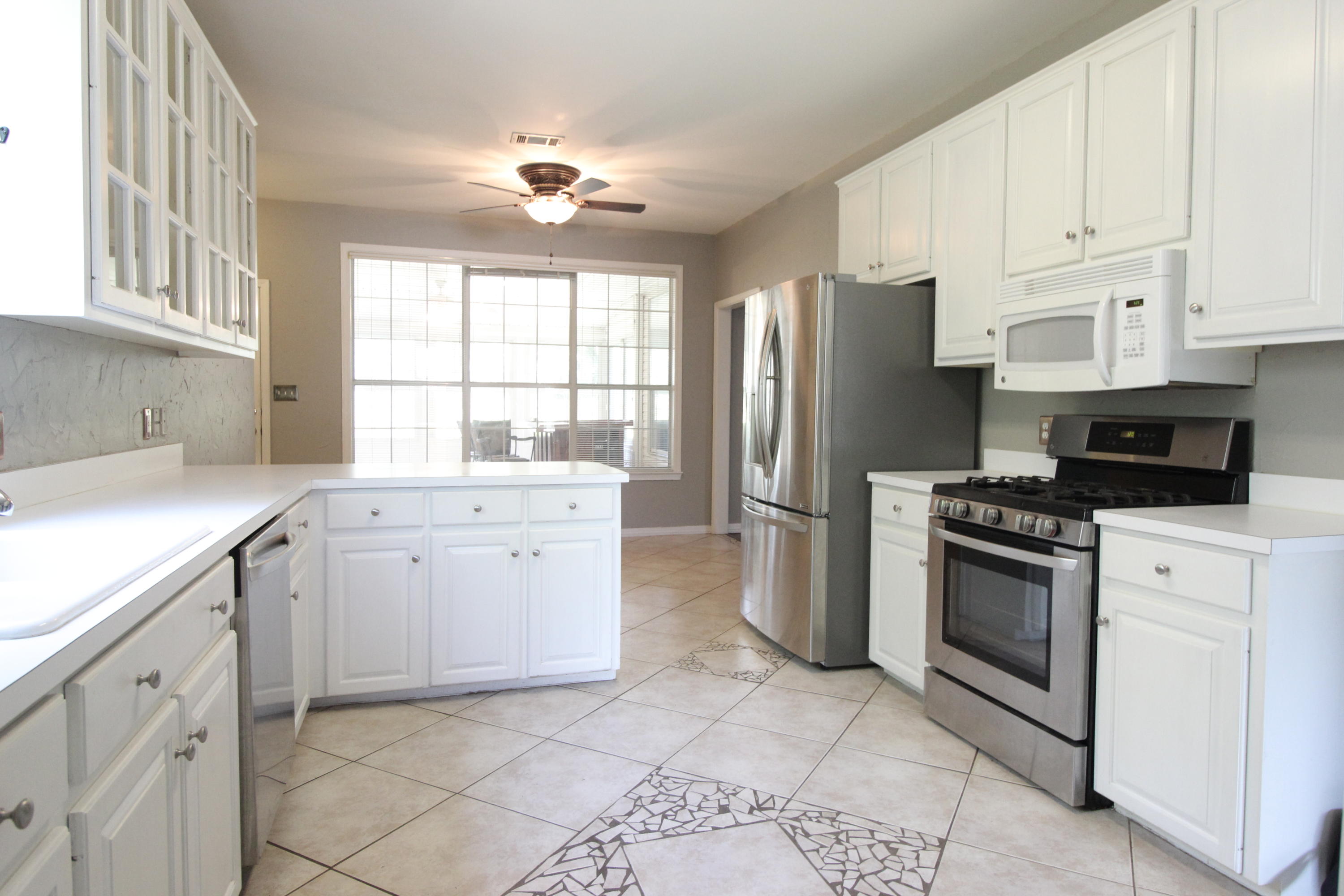 VILLAGE OF BOLTON AT BLUEWATER BAY - Residential