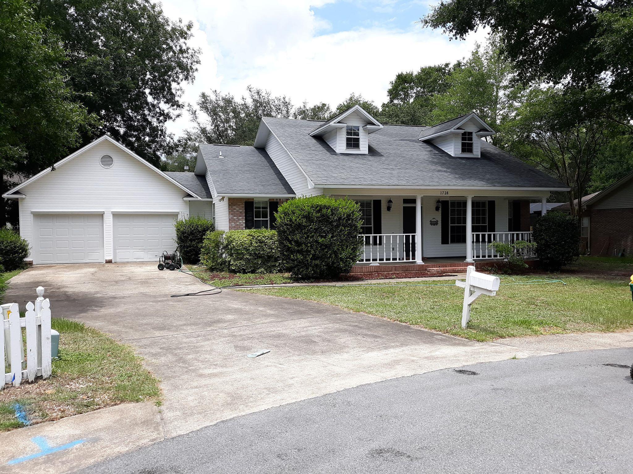 VILLAGE OF BOLTON AT BLUEWATER BAY - Residential