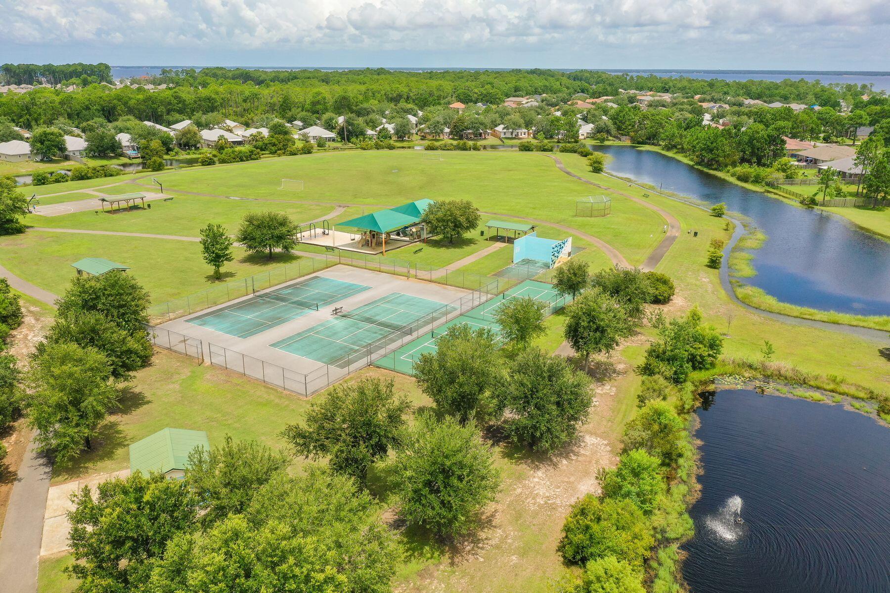 DRIFTWOOD ESTATES - Residential