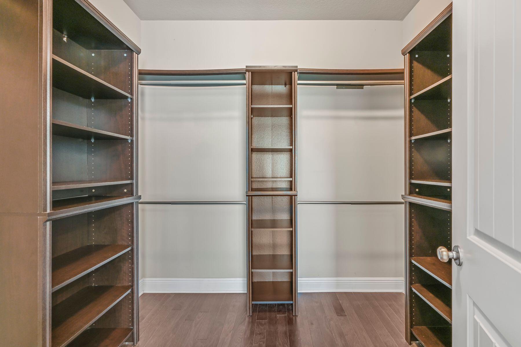 DRIFTWOOD ESTATES - Residential