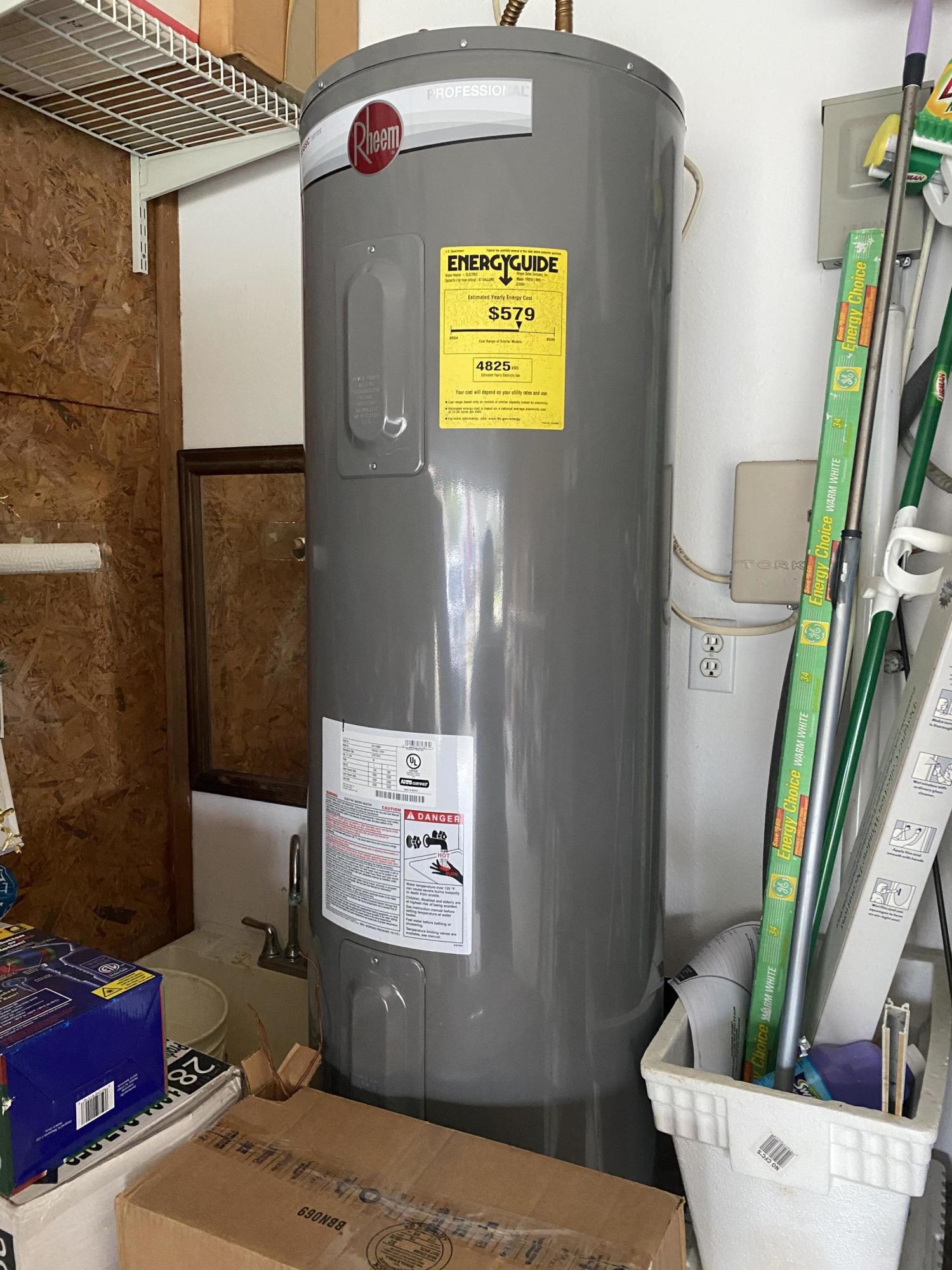 RIDGE WOOD MANOR - Residential