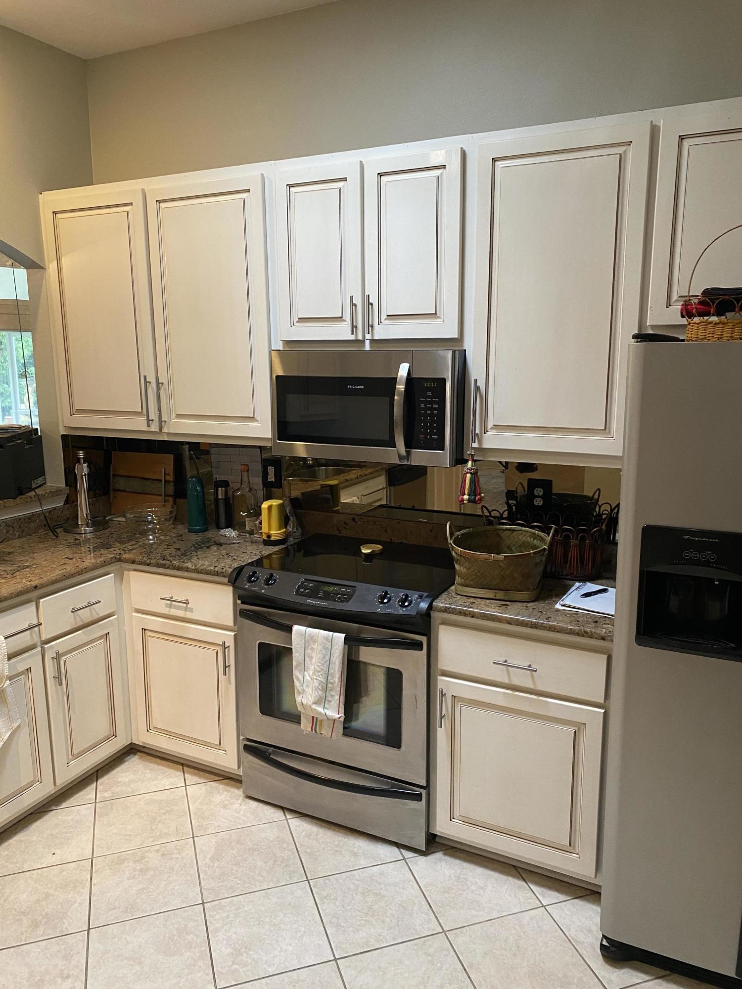 RIDGE WOOD MANOR - Residential