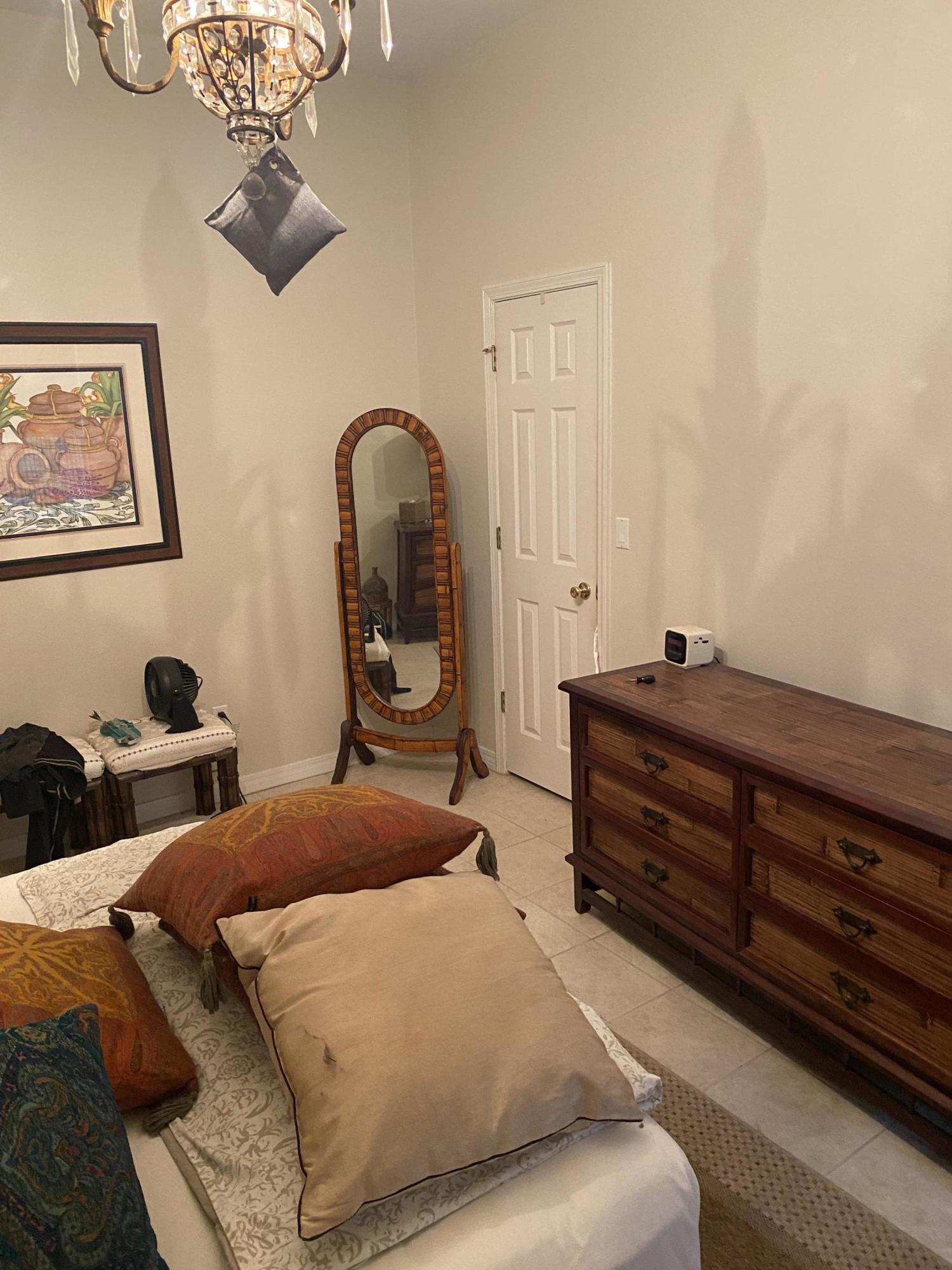 RIDGE WOOD MANOR - Residential