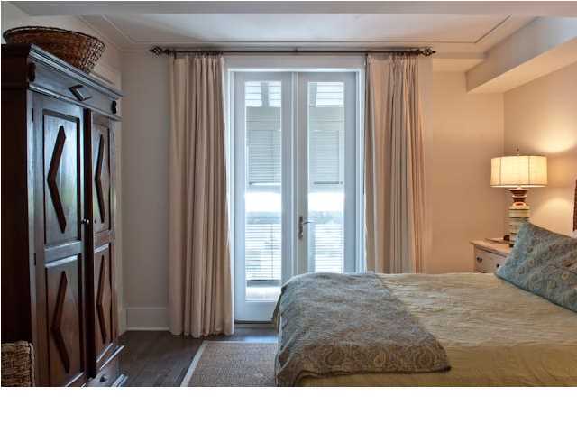 ROSEMARY BEACH, THE SAVANNAH - Residential