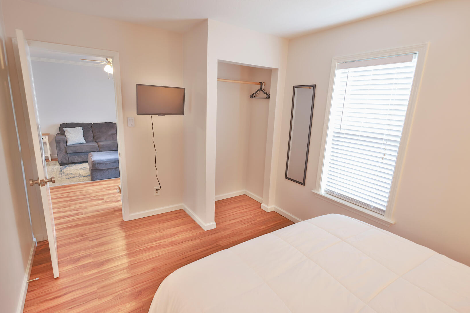 HERMITAGE CONDOMINIUM - Residential