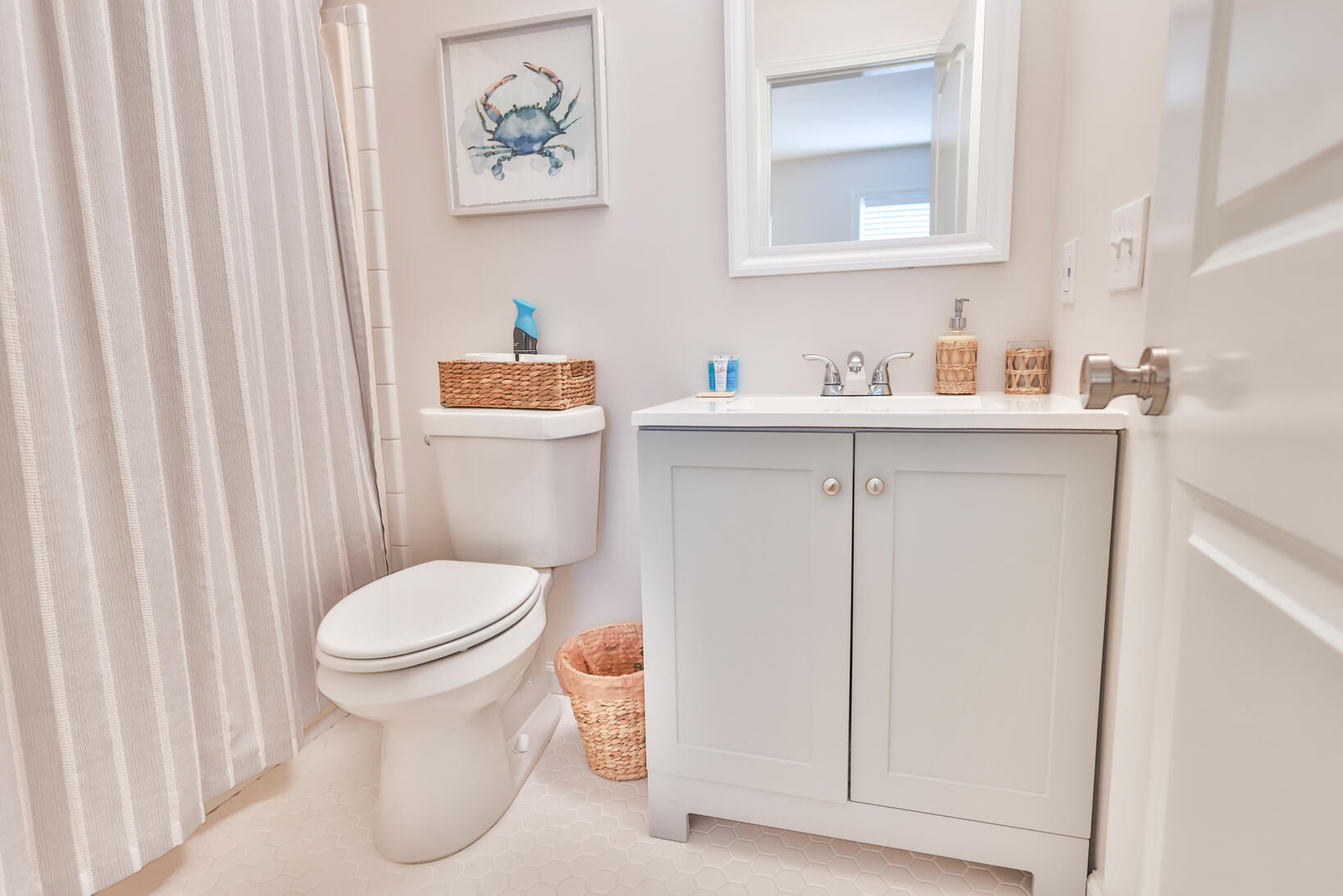 HERMITAGE CONDOMINIUM - Residential