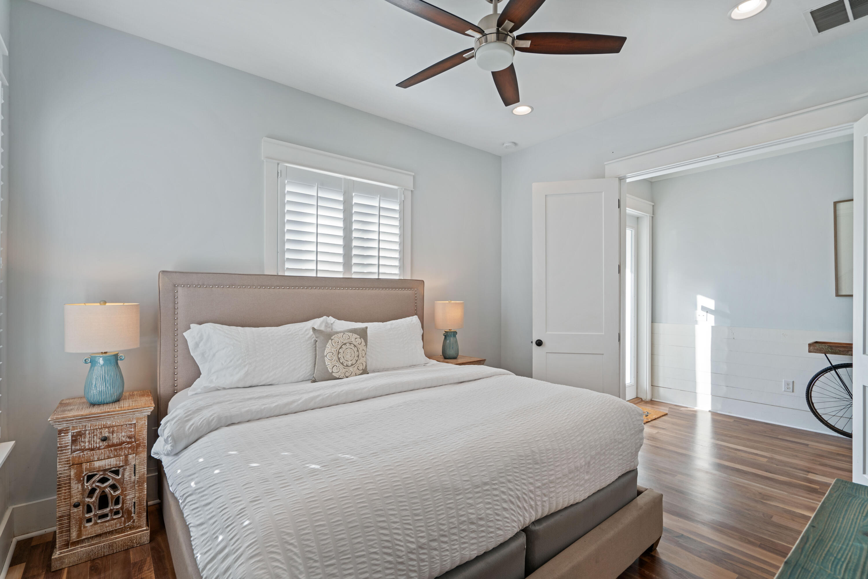 GULF SHORE MANOR - Residential