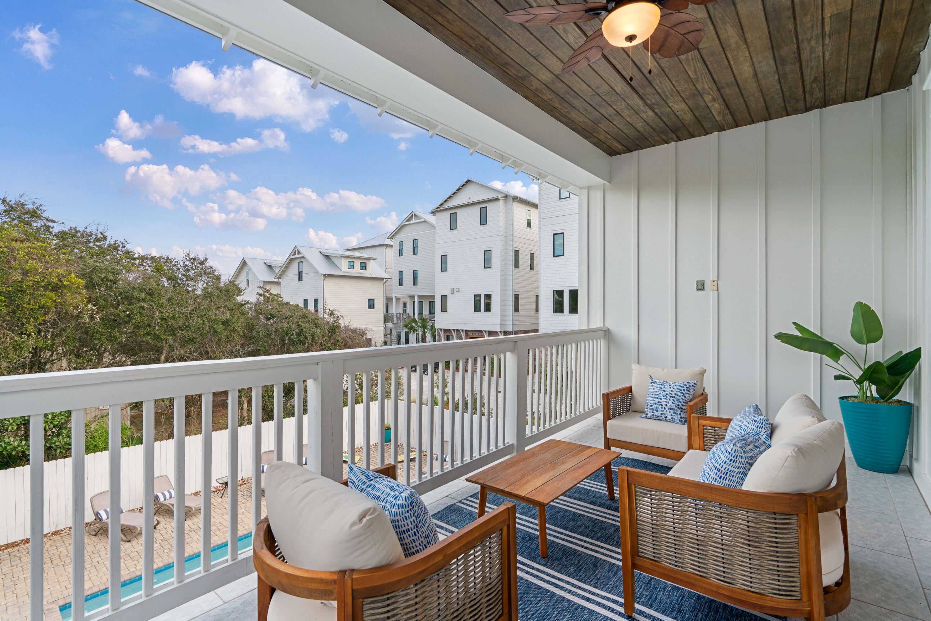GULF SHORE MANOR - Residential