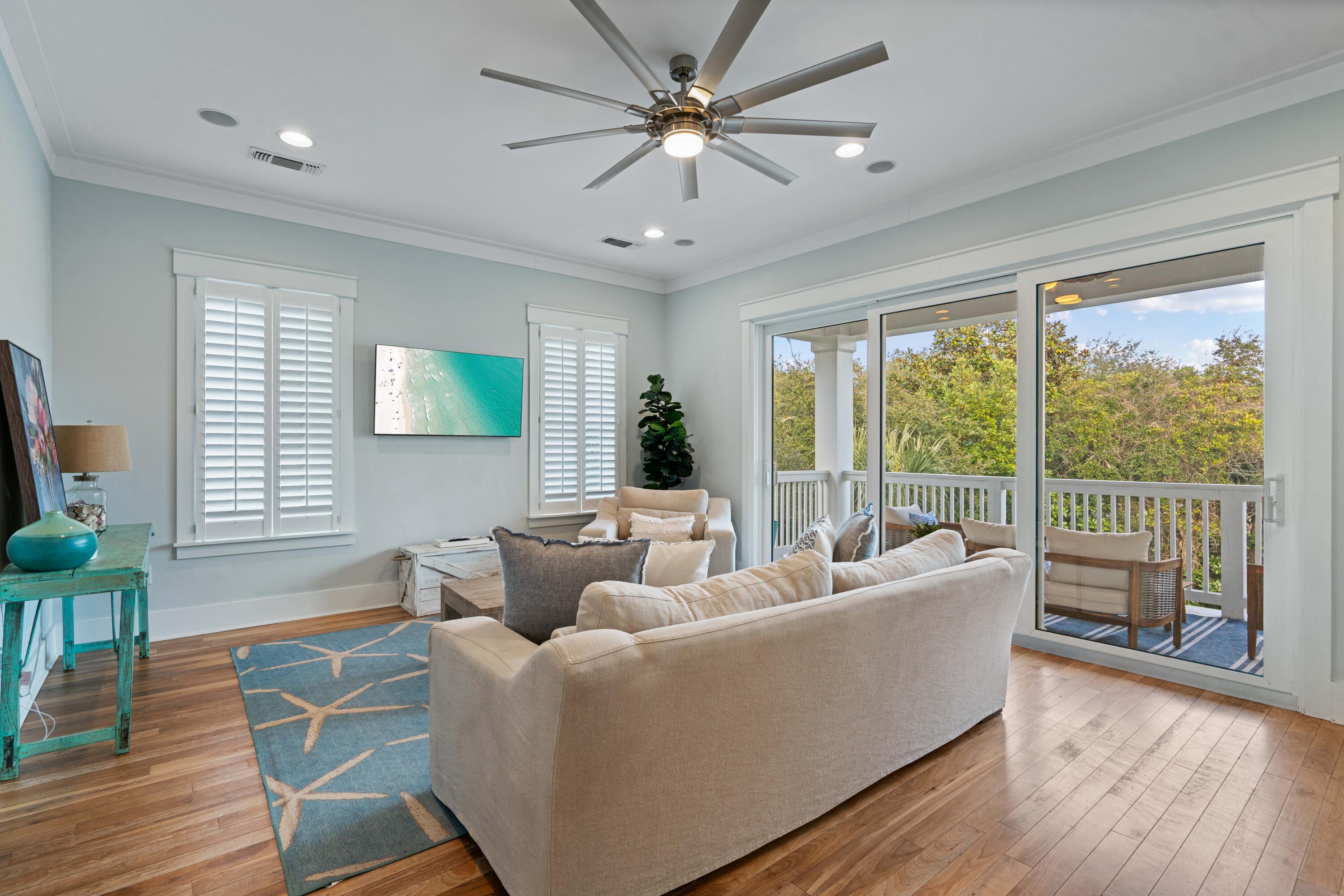 GULF SHORE MANOR - Residential