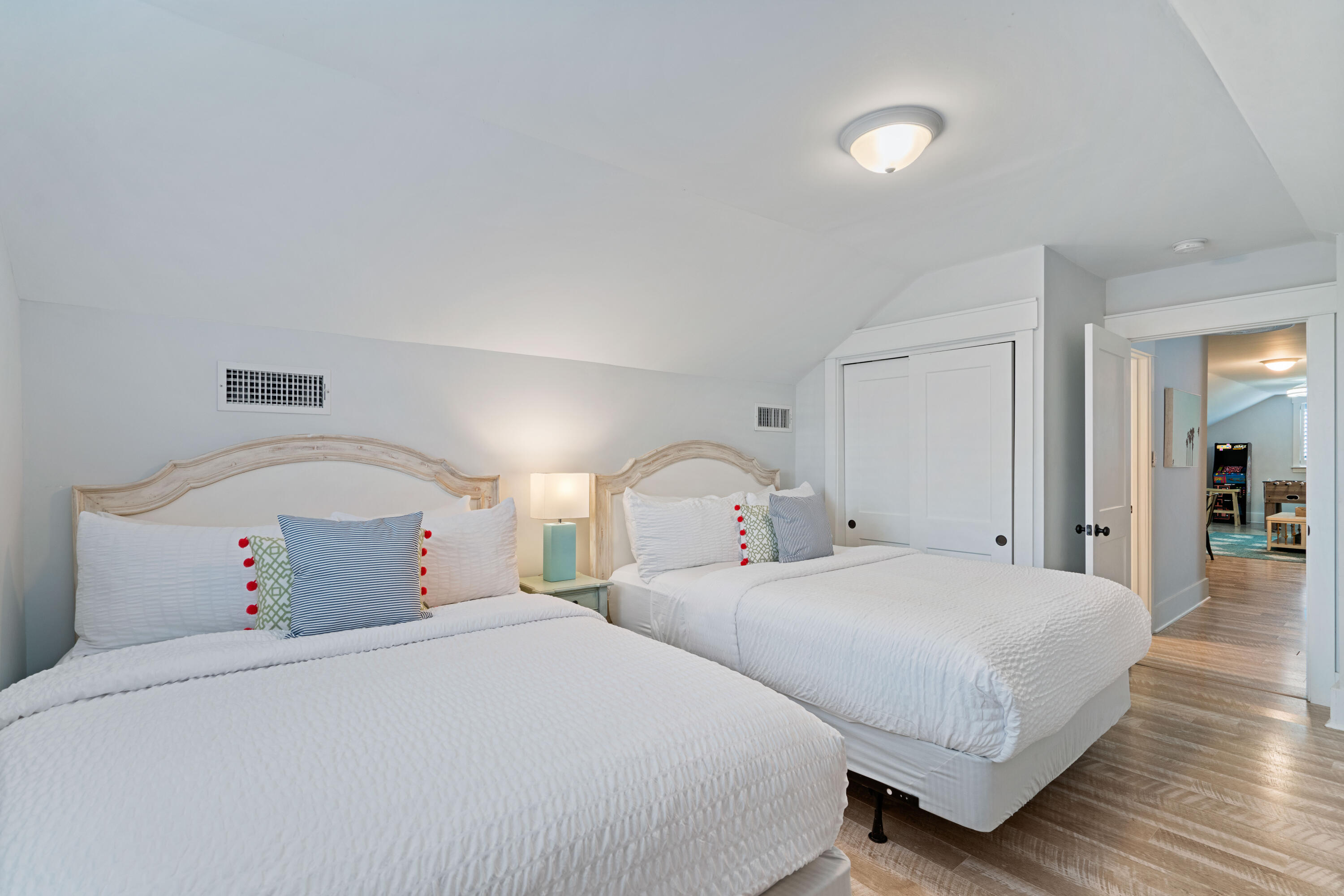 GULF SHORE MANOR - Residential