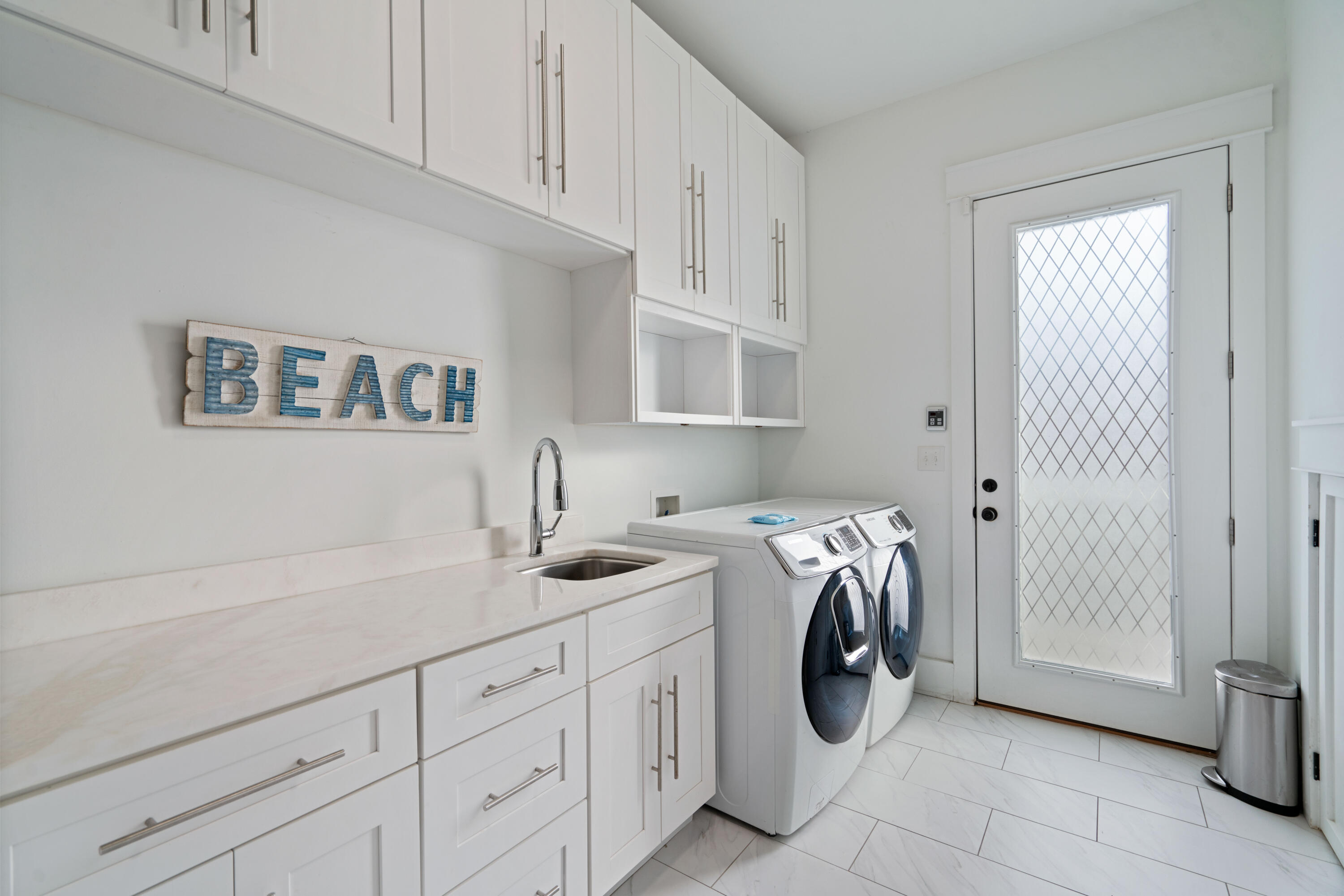 GULF SHORE MANOR - Residential