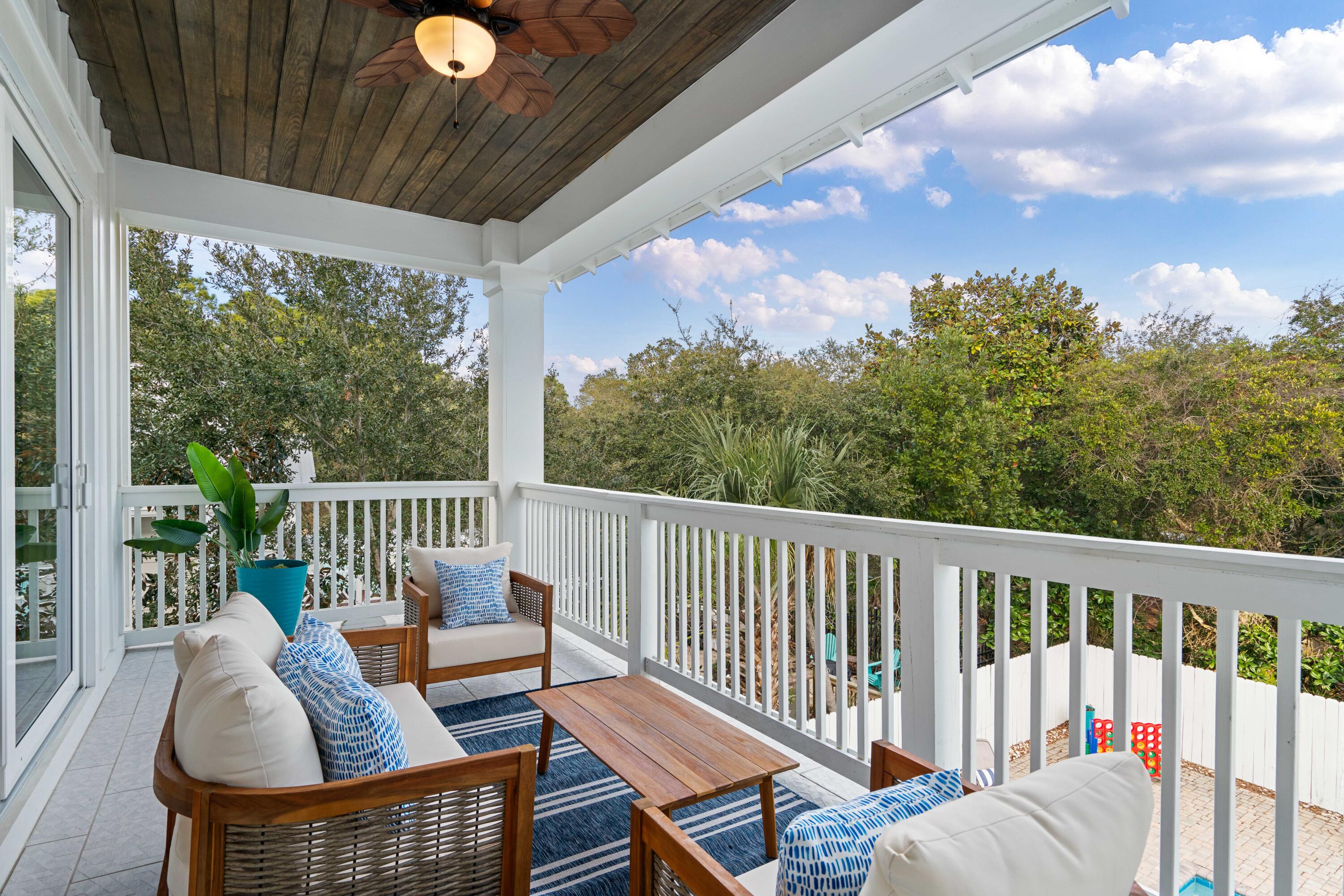 GULF SHORE MANOR - Residential