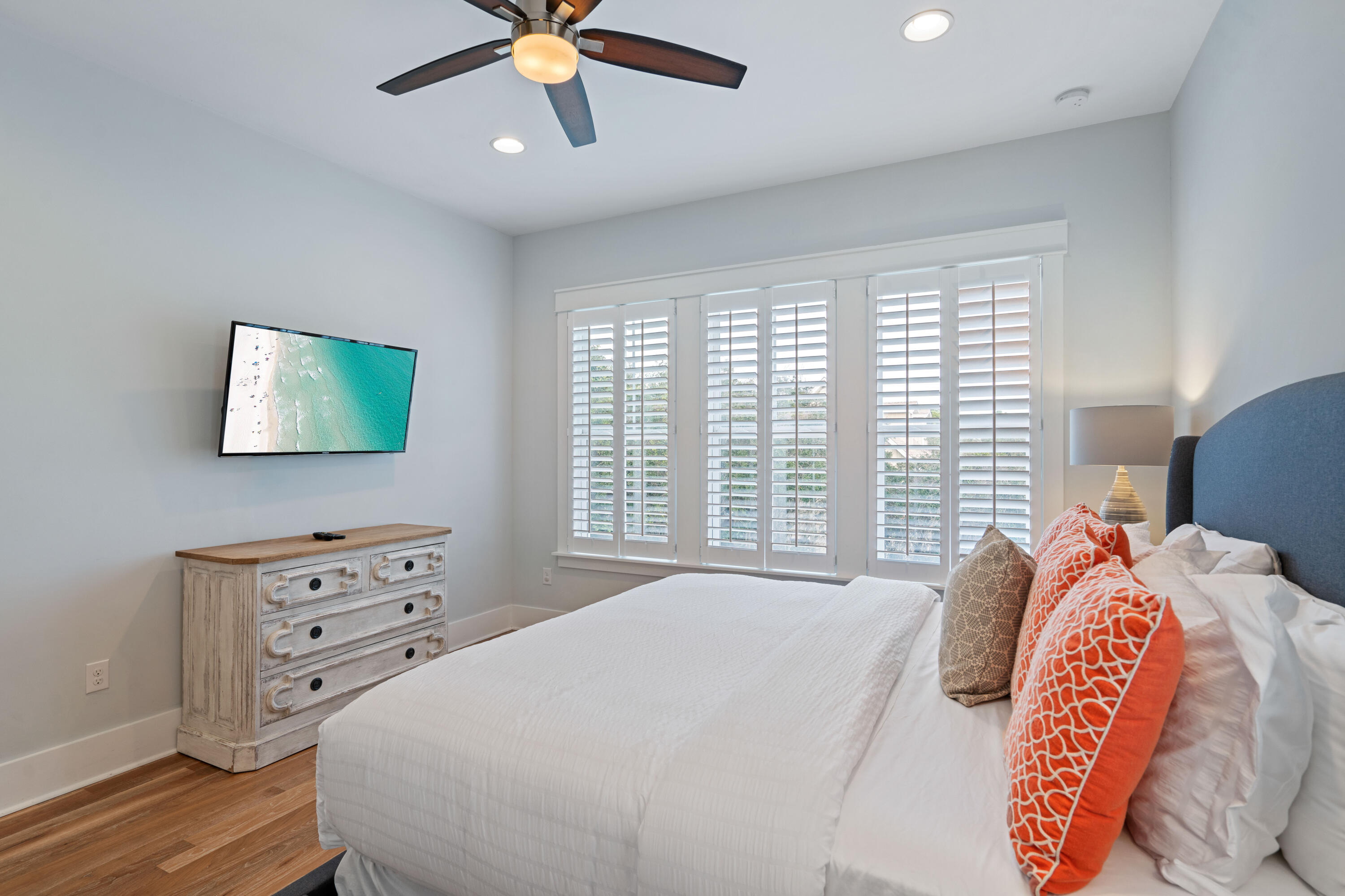 GULF SHORE MANOR - Residential