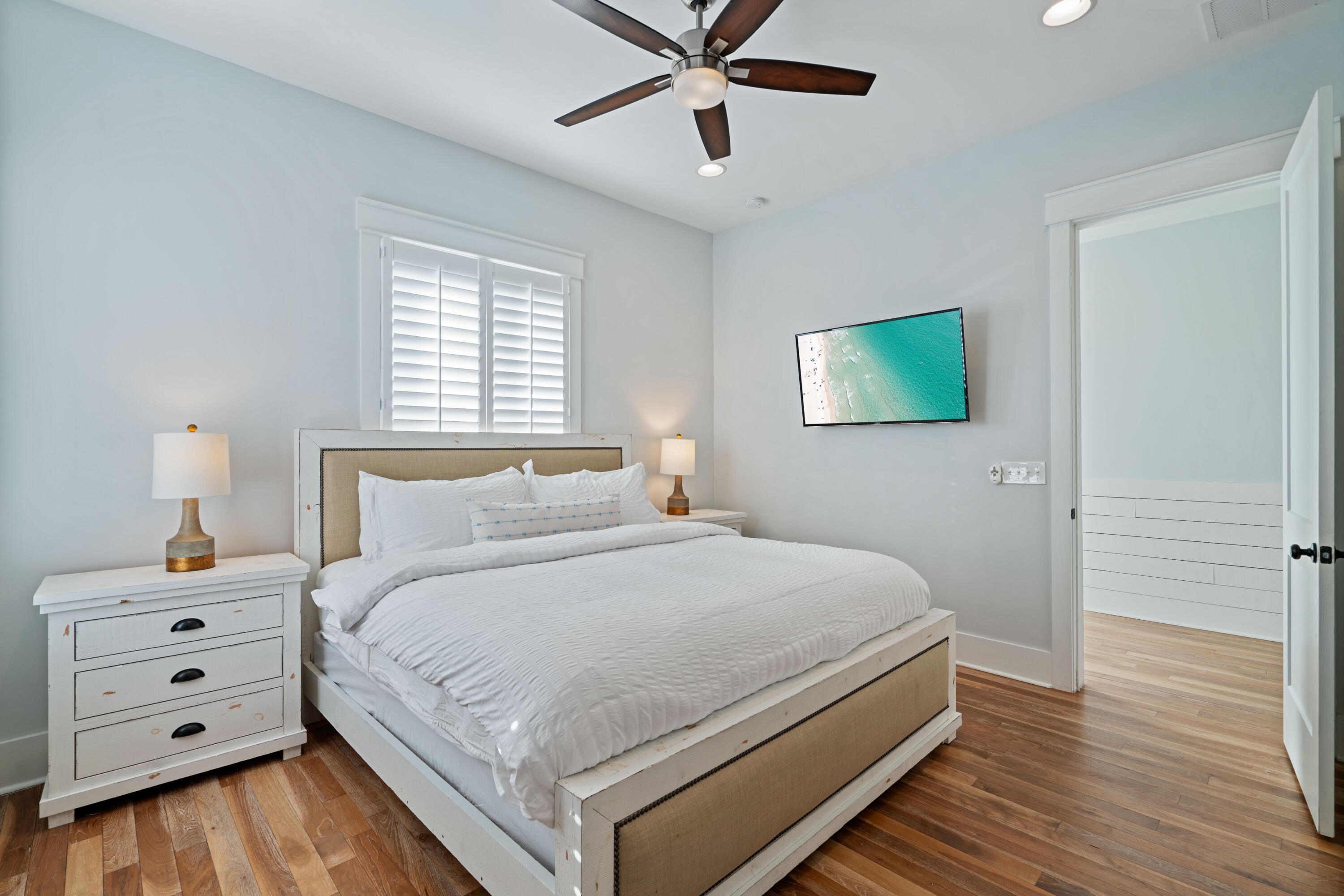 GULF SHORE MANOR - Residential