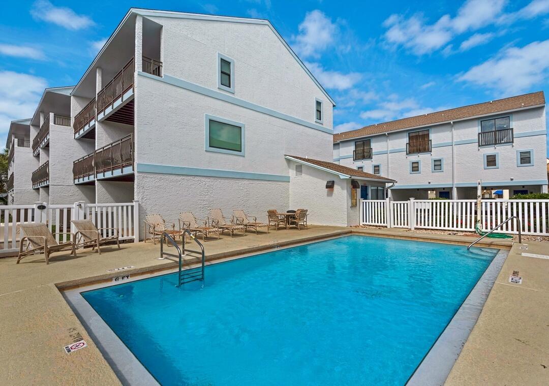 COSTA VISTA T/H - Residential