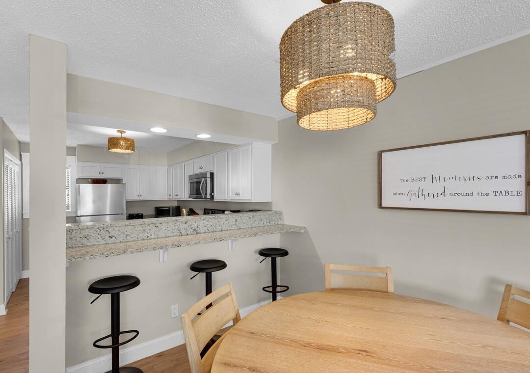 COSTA VISTA T/H - Residential