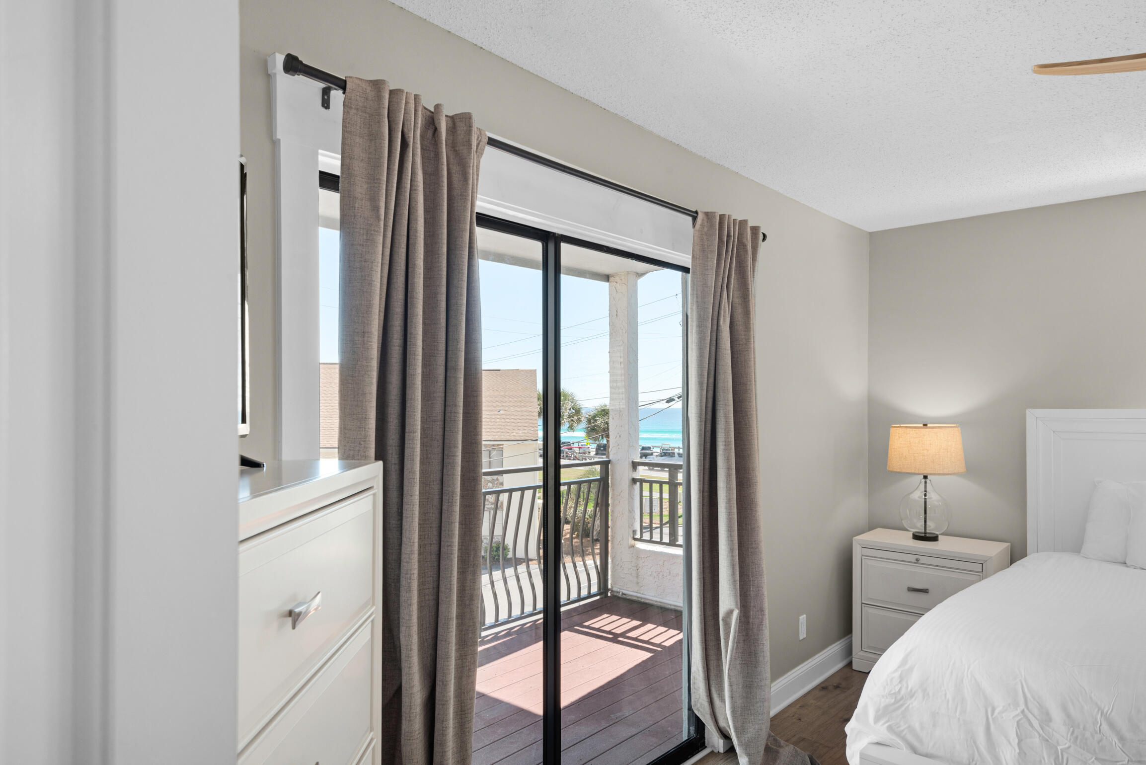 COSTA VISTA T/H - Residential