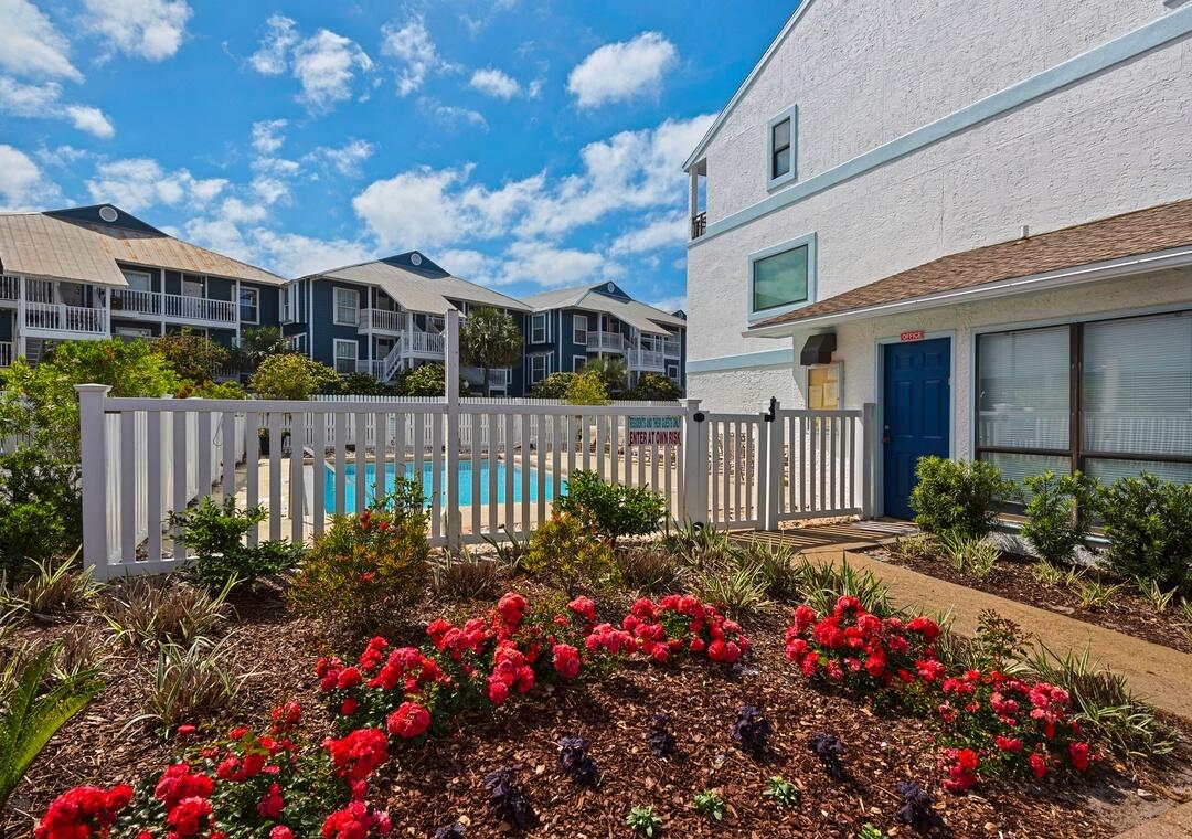 COSTA VISTA T/H - Residential