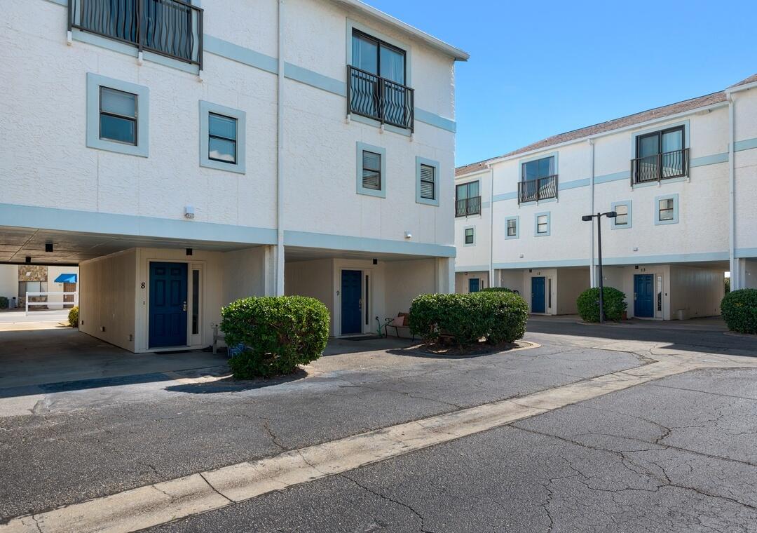 COSTA VISTA T/H - Residential