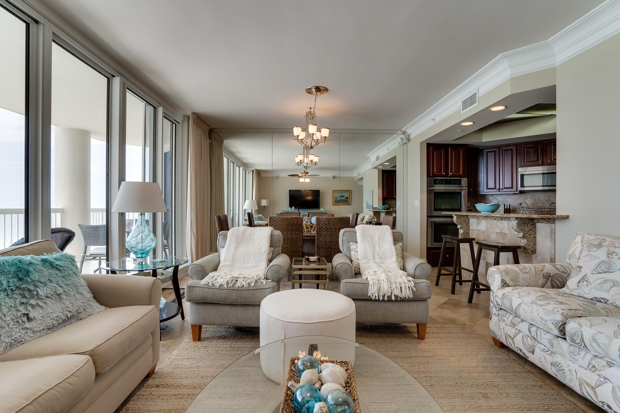 SILVER BEACH TOWERS - Residential