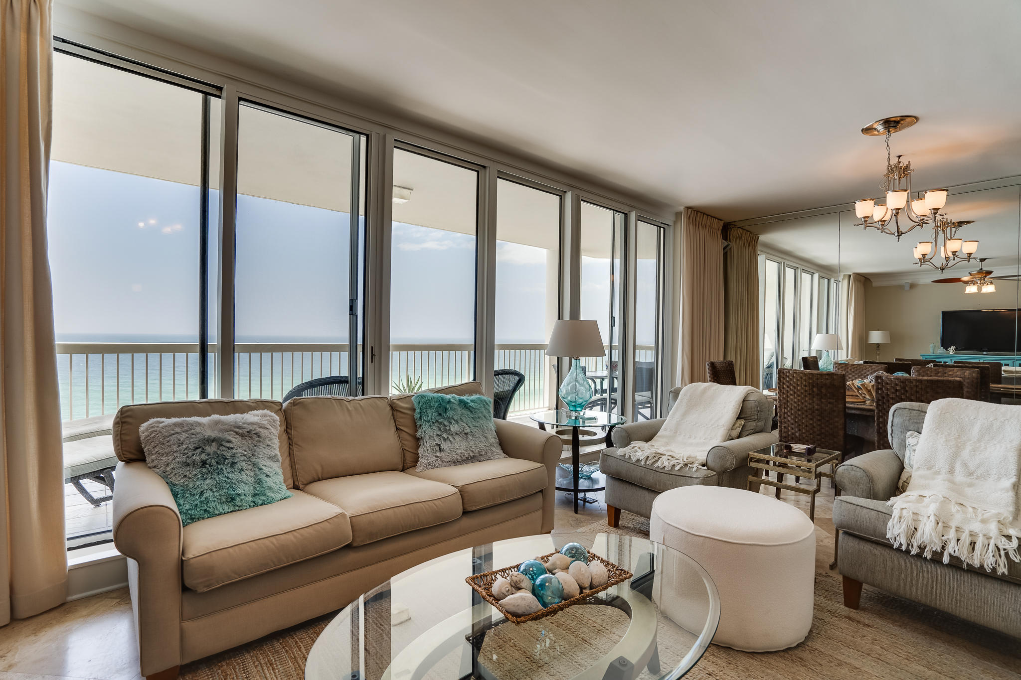 SILVER BEACH TOWERS - Residential